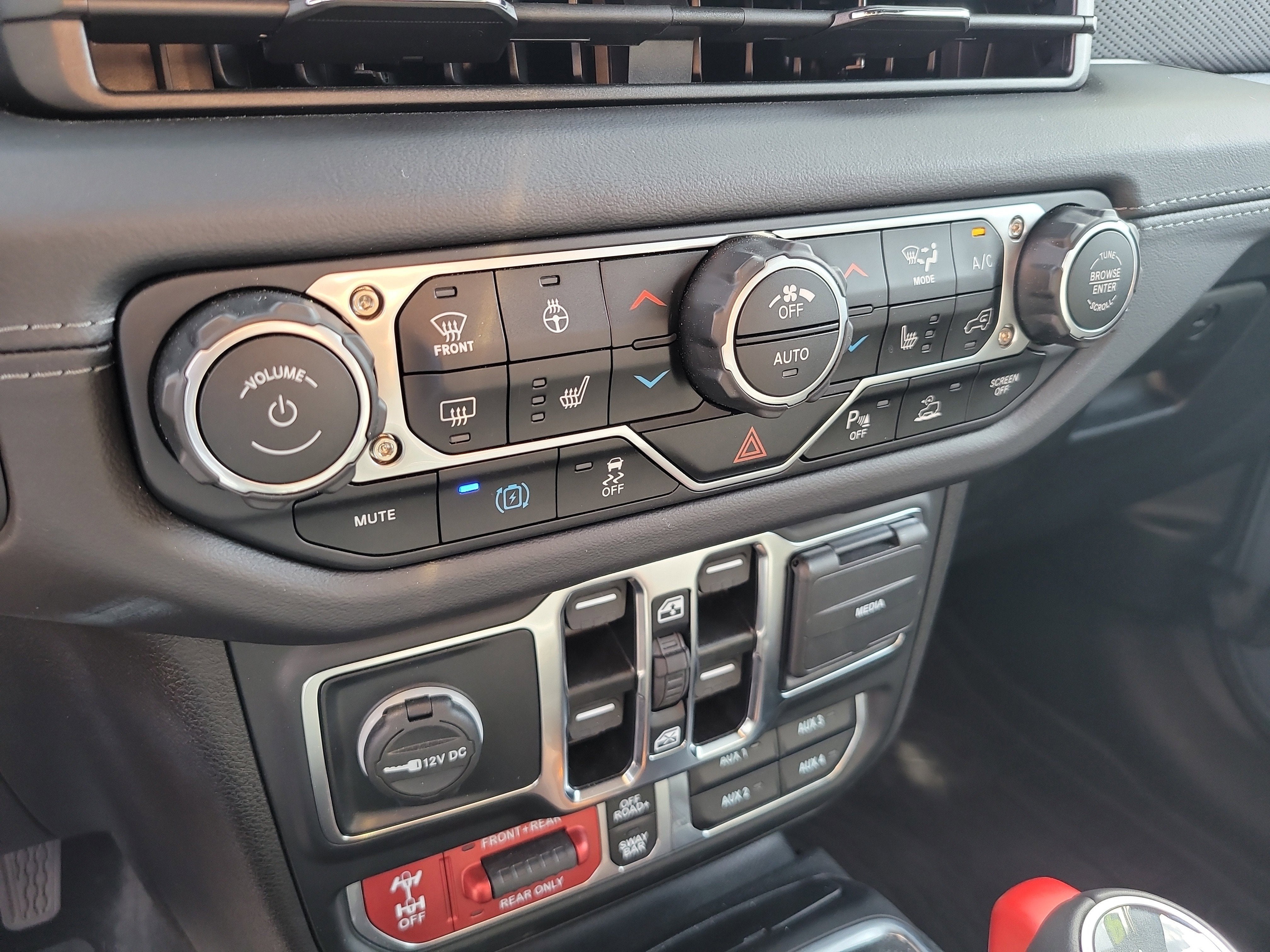 2024 Jeep Wrangler 4xe Rubicon X