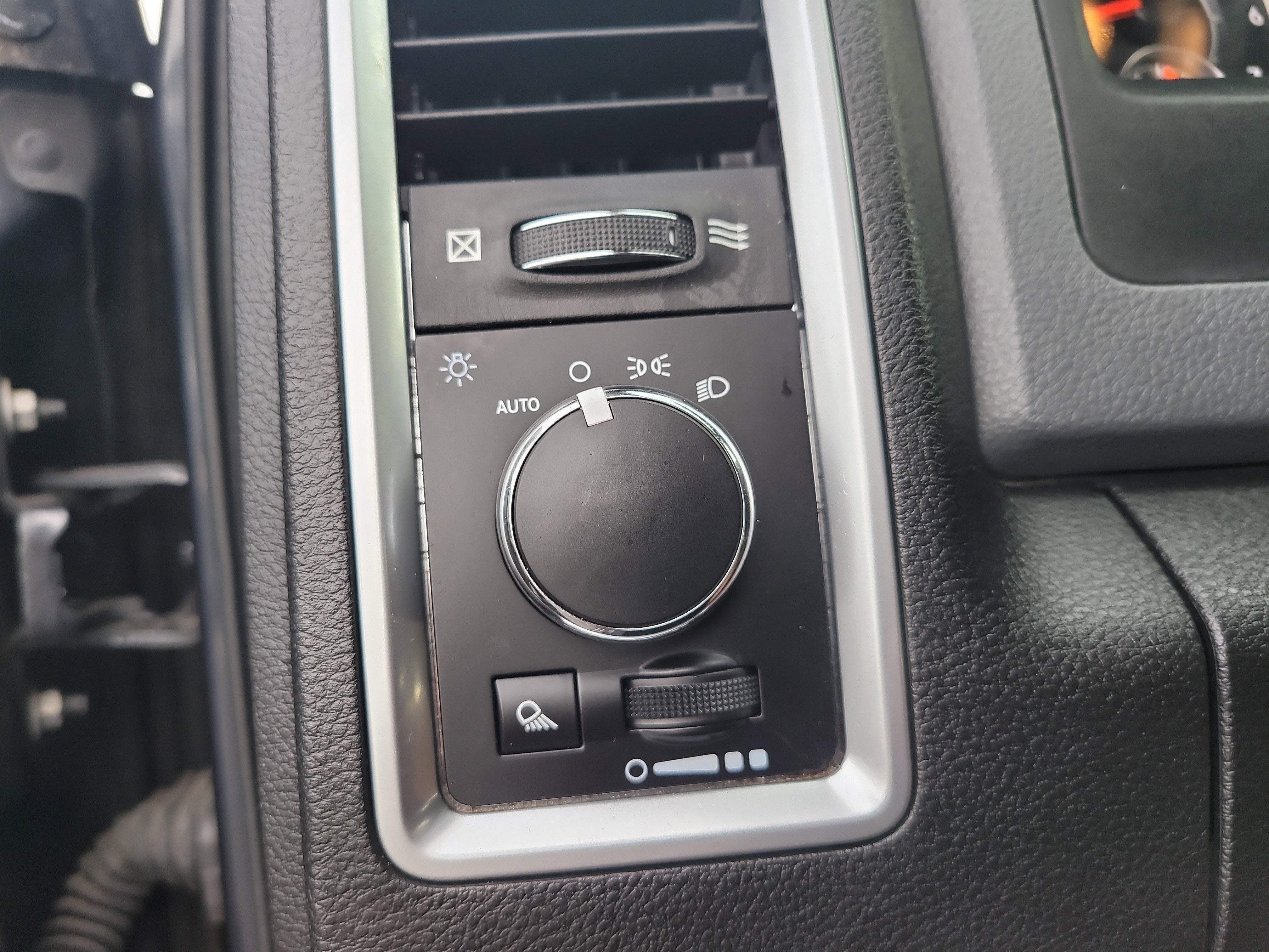 2020 RAM 1500 Classic SLT