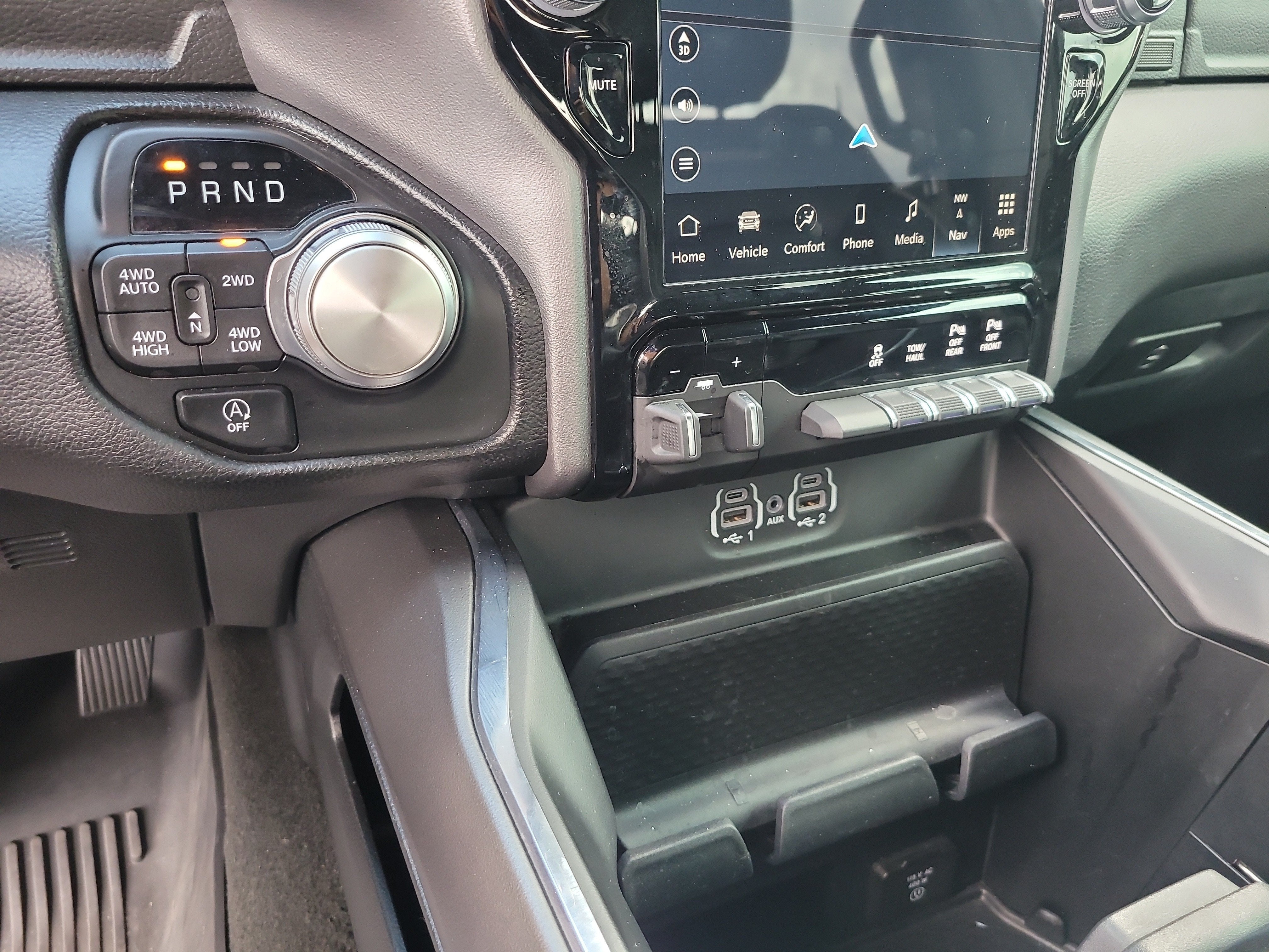 2024 RAM 1500 Laramie