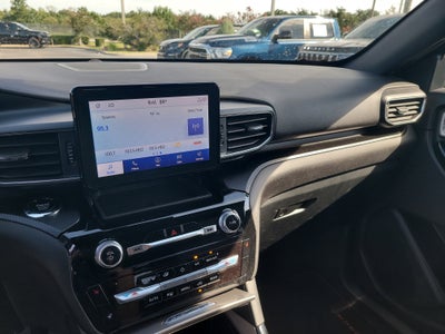 2024 Ford Explorer ST-Line