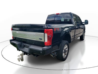 2017 Ford Super Duty F-350 SRW Platinum