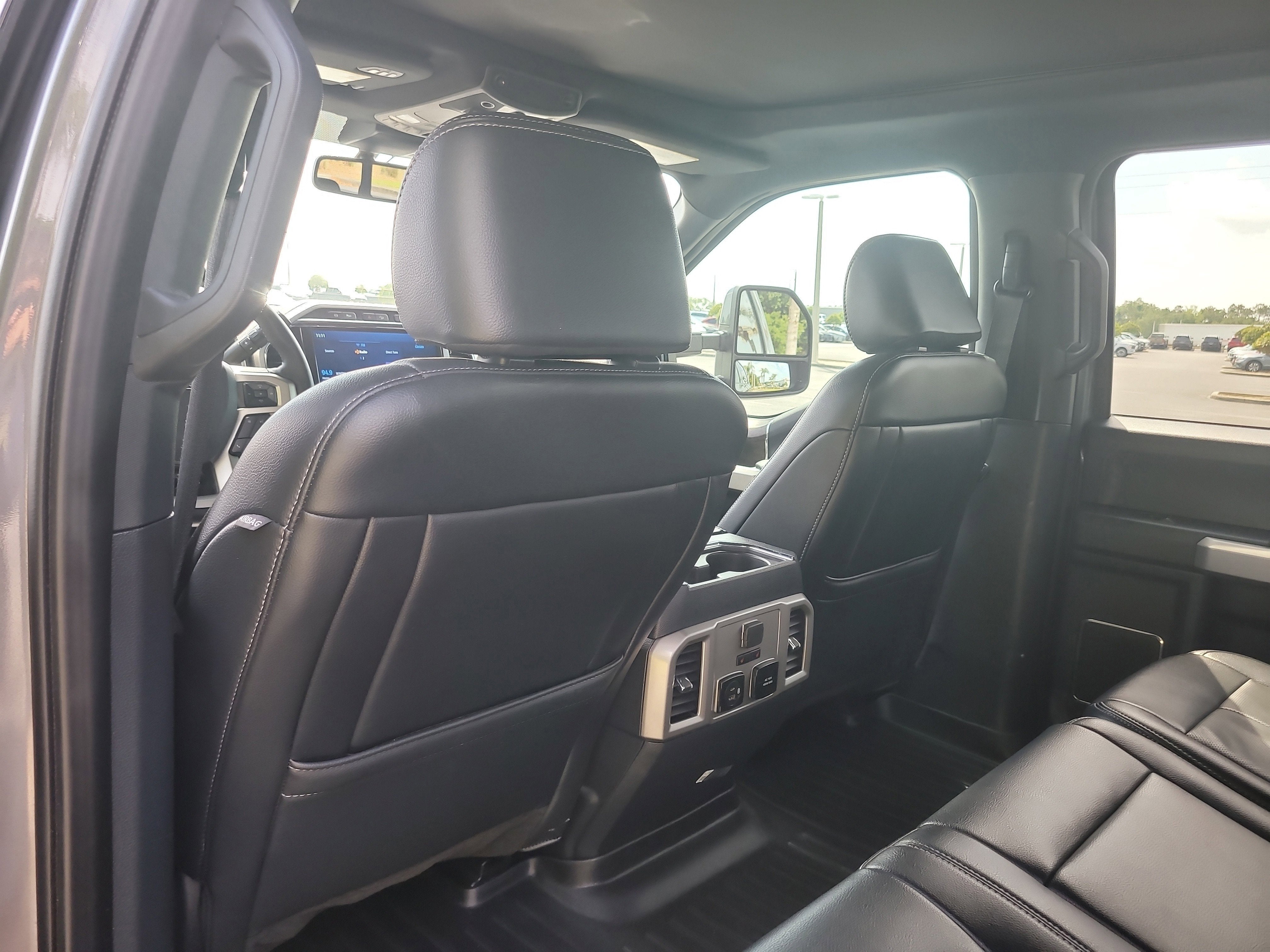 2022 Ford Super Duty F-250 SRW LARIAT