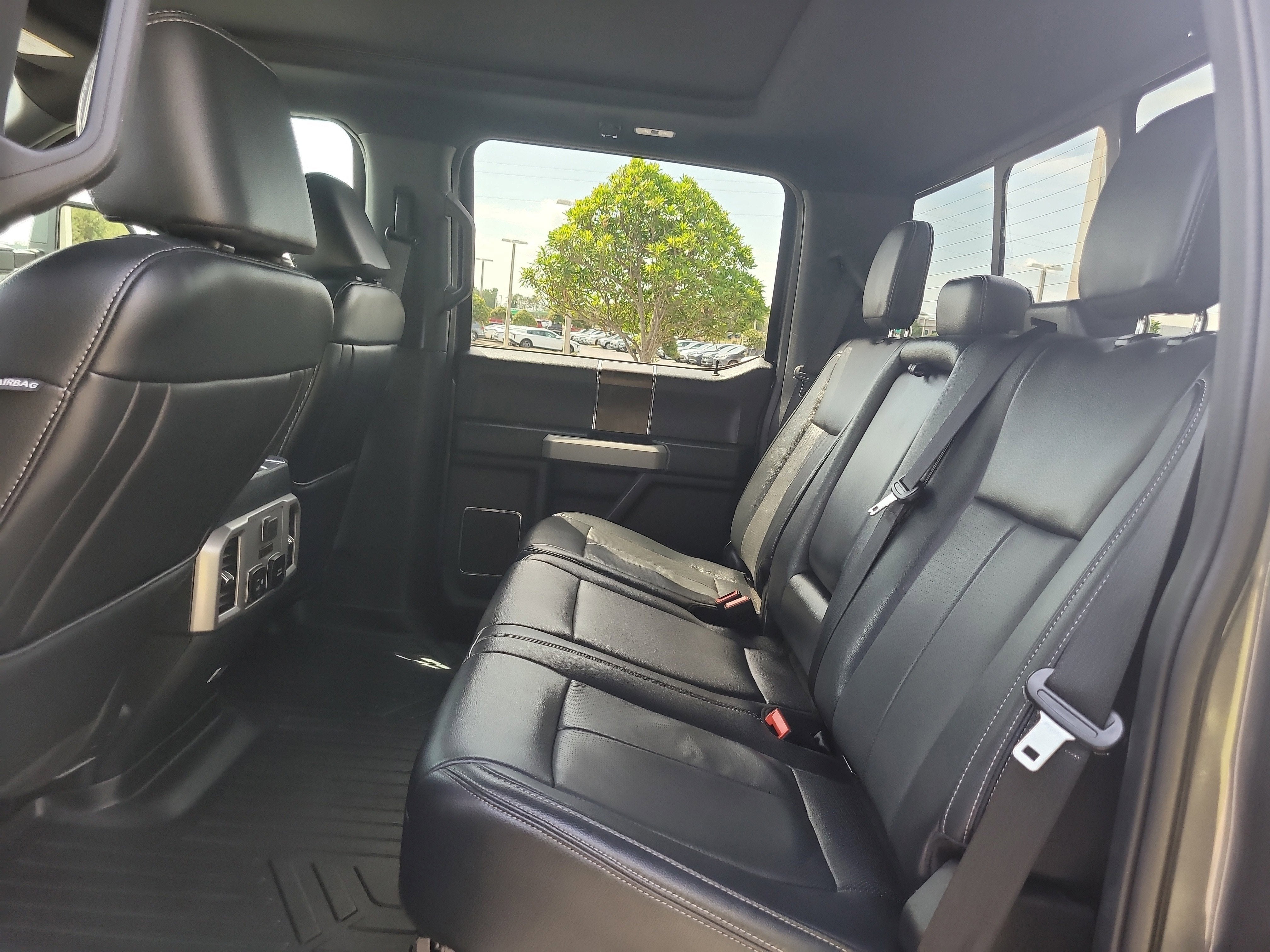 2022 Ford Super Duty F-250 SRW LARIAT