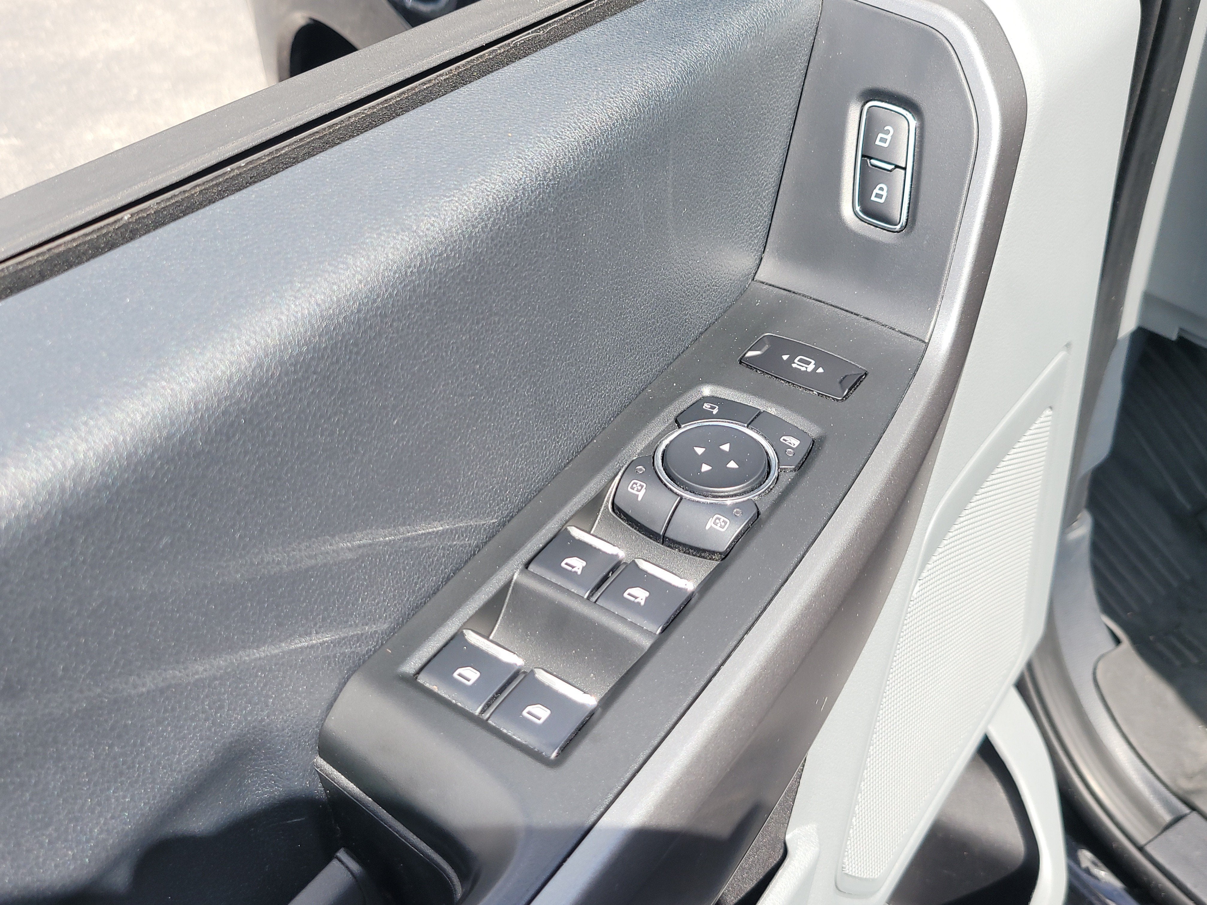 2025 Ford Super Duty F-250 SRW XLT