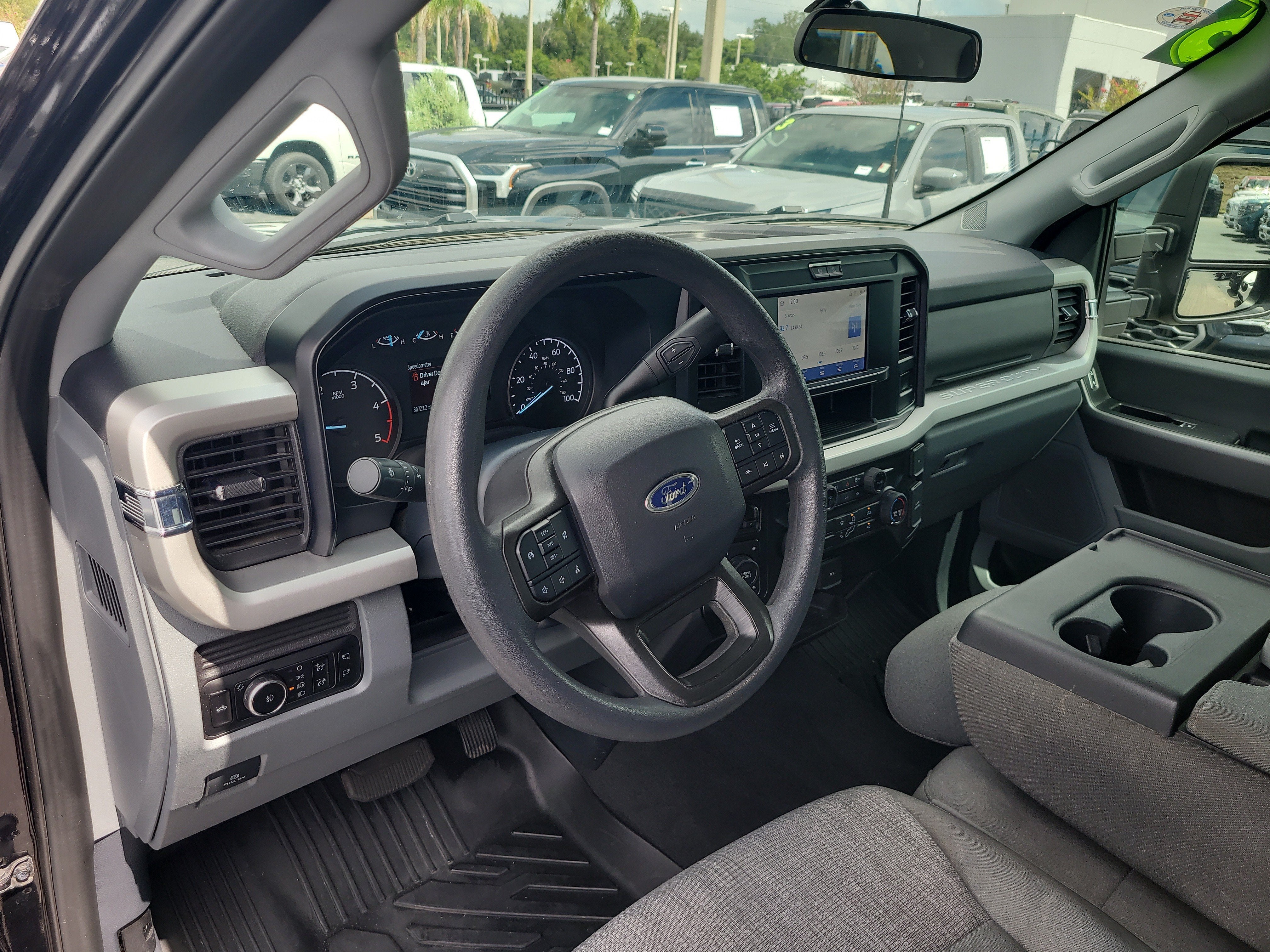 2025 Ford Super Duty F-250 SRW XLT
