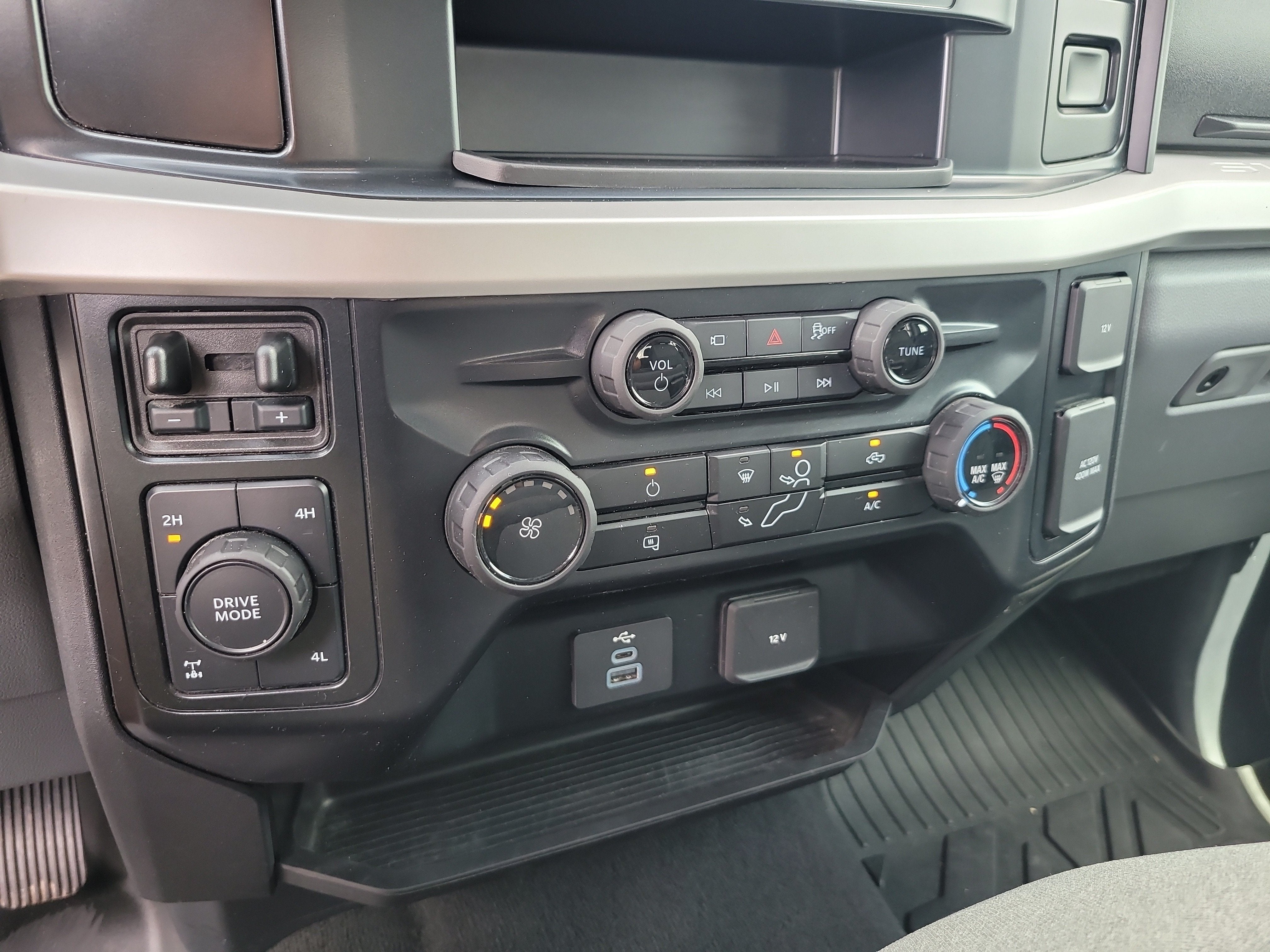 2025 Ford Super Duty F-250 SRW XLT