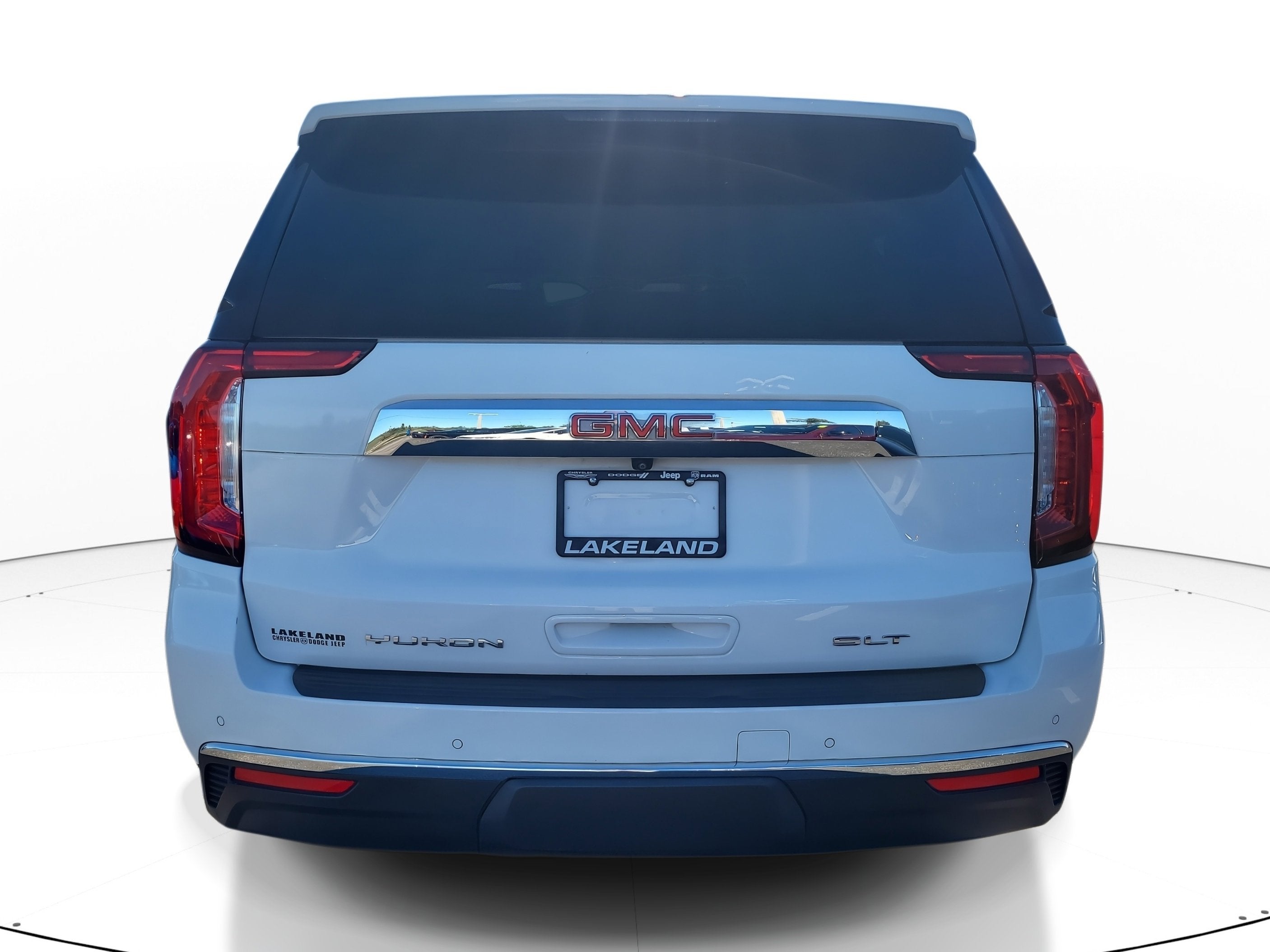 2023 GMC Yukon XL SLT