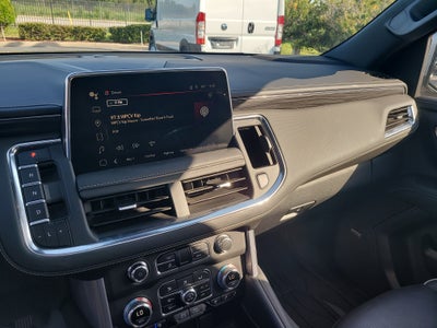 2024 GMC Yukon XL SLT