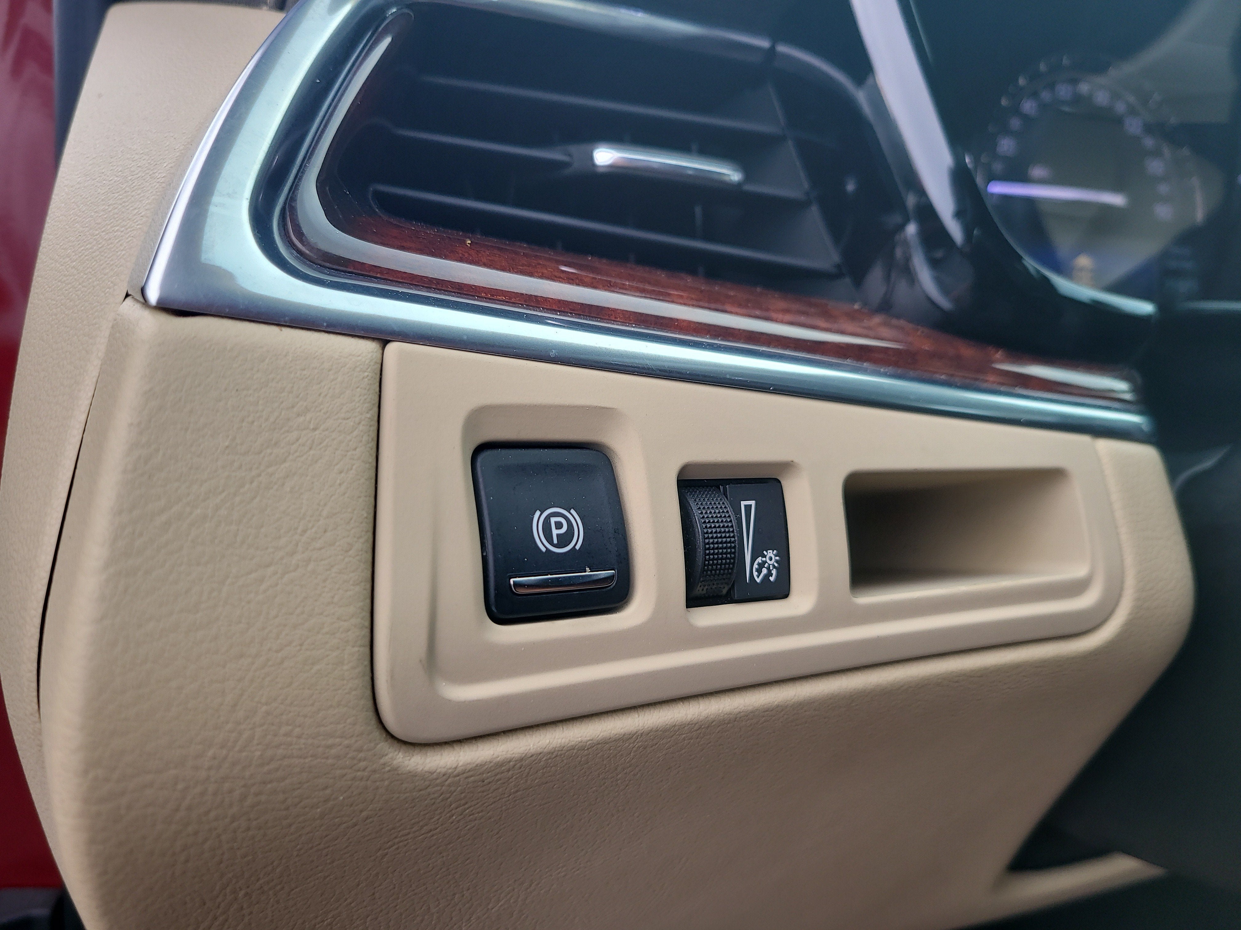 2017 Cadillac XT5 Luxury FWD