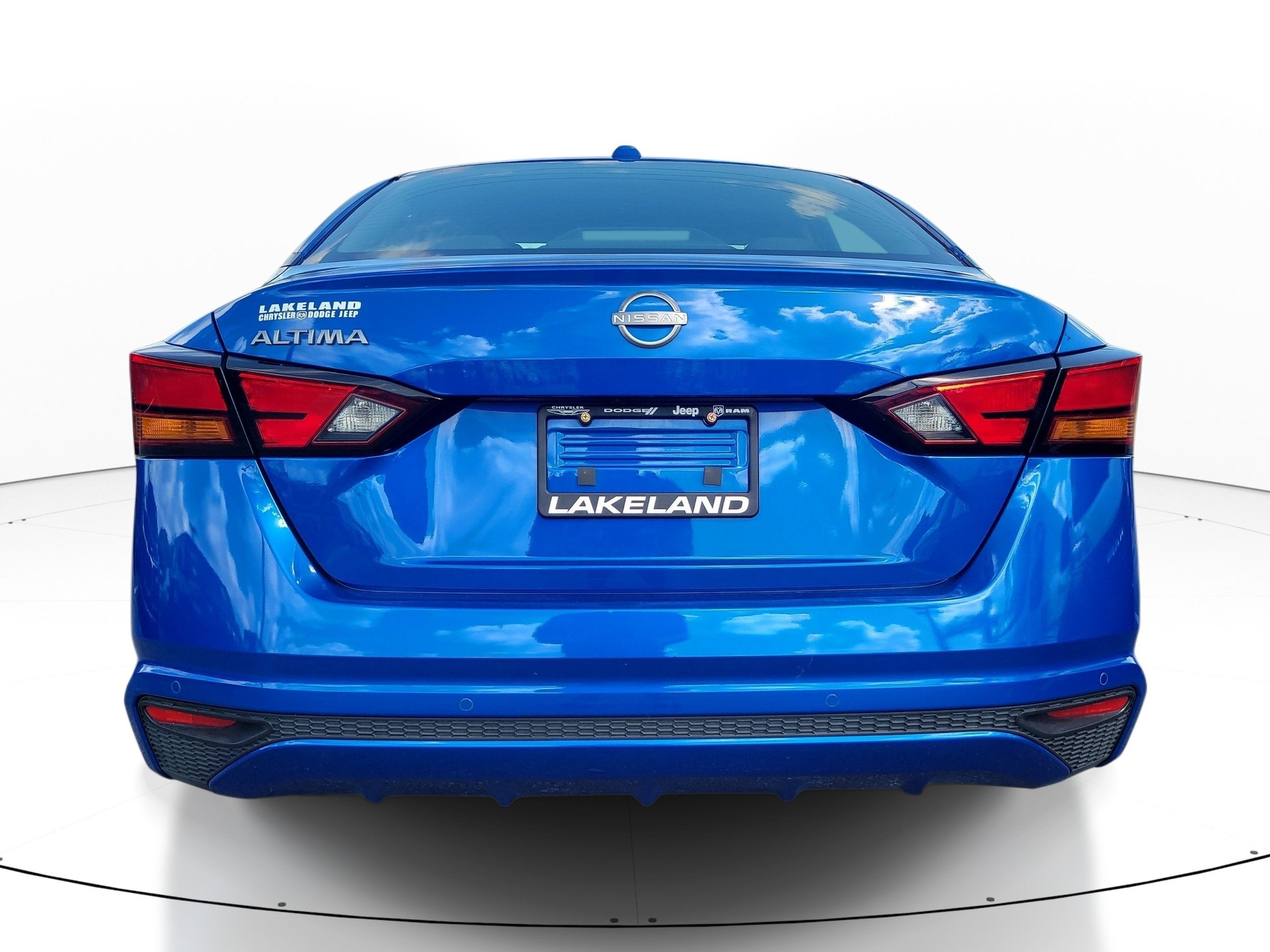 2025 Nissan Altima SV