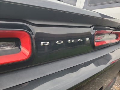 2017 Dodge Challenger SXT