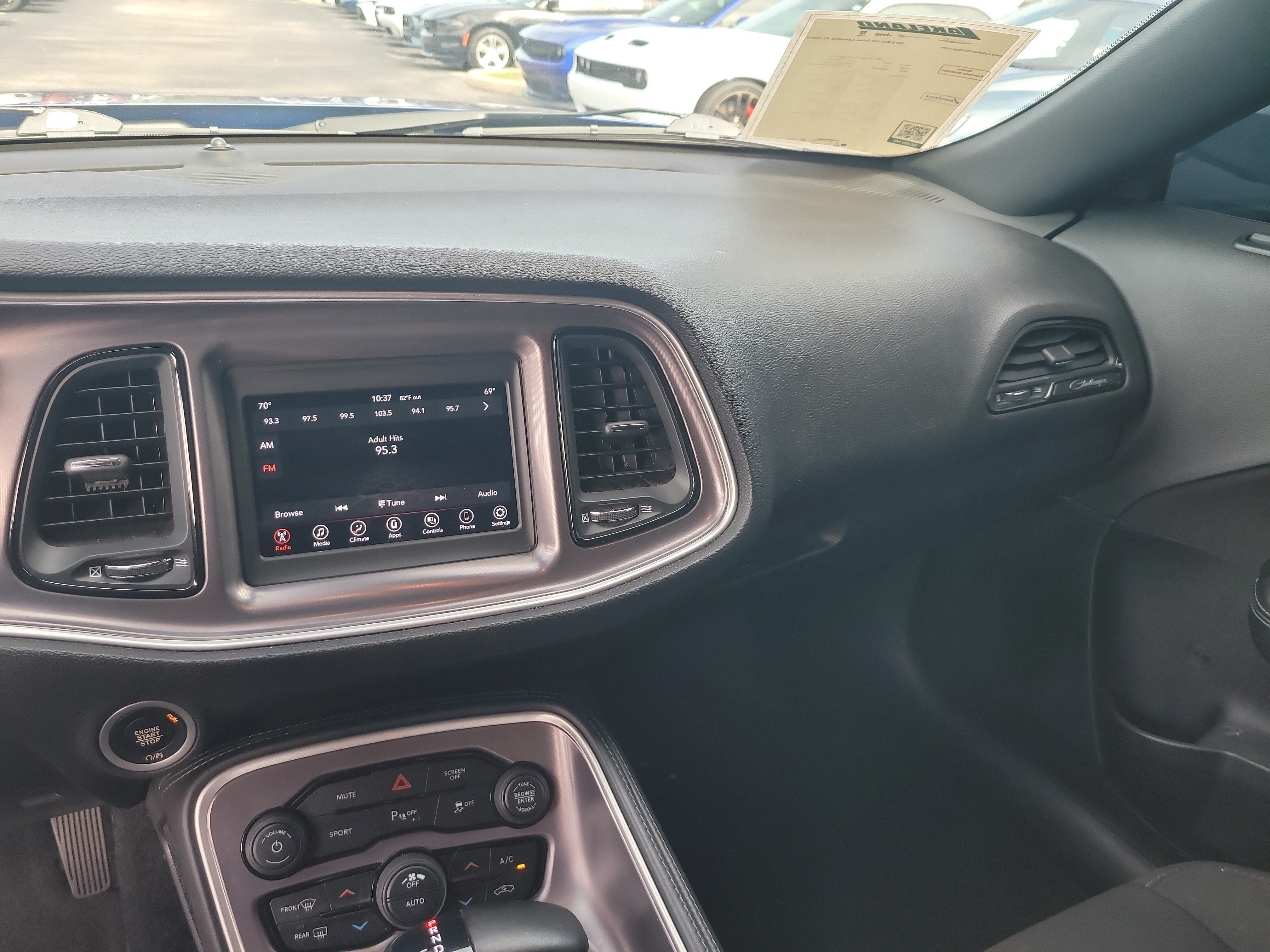 2021 Dodge Challenger SXT