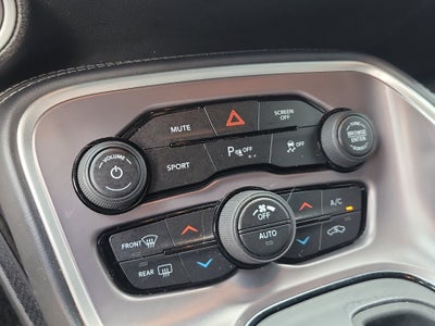 2021 Dodge Challenger SXT