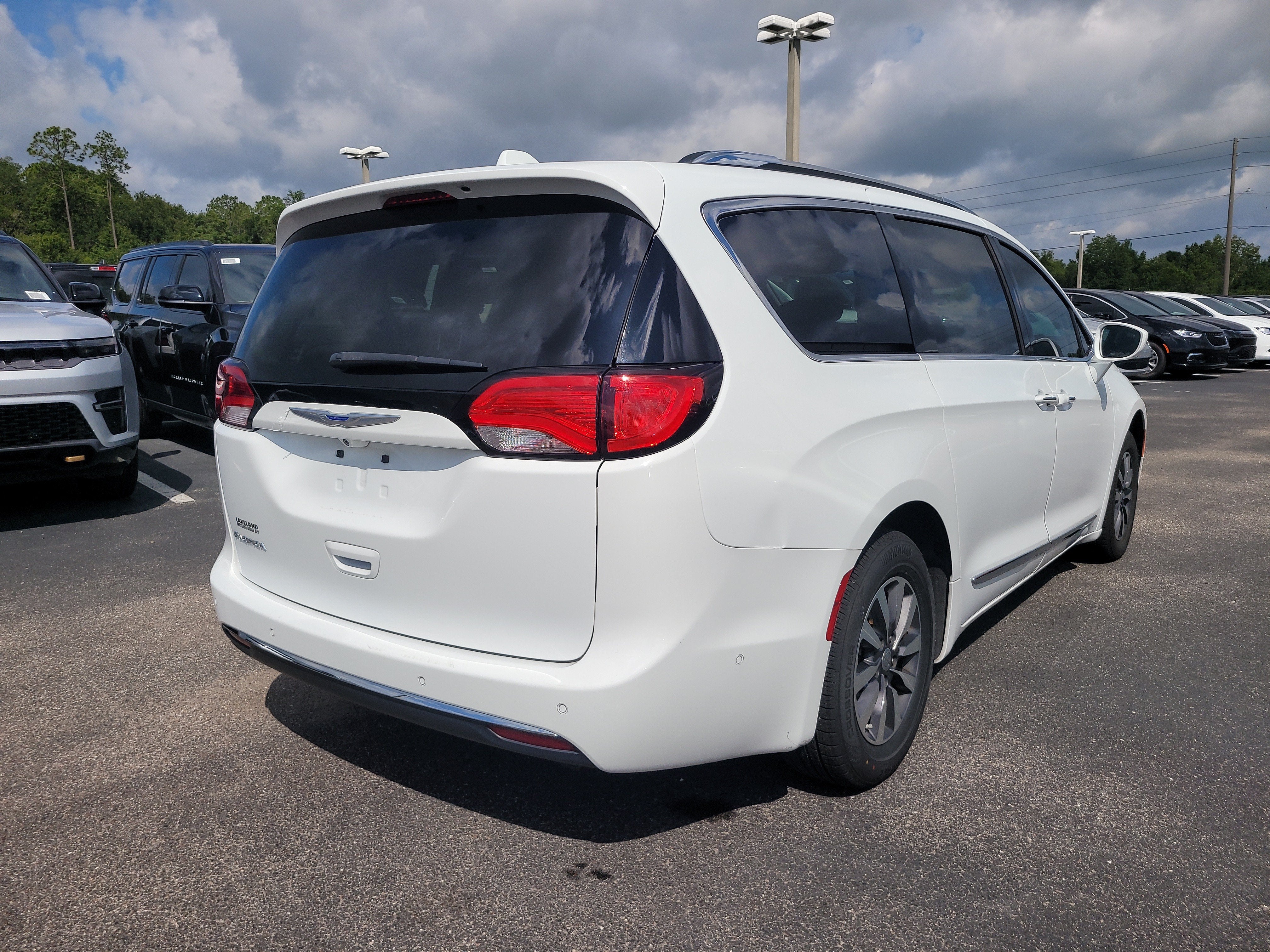 2020 Chrysler Pacifica Touring L Plus