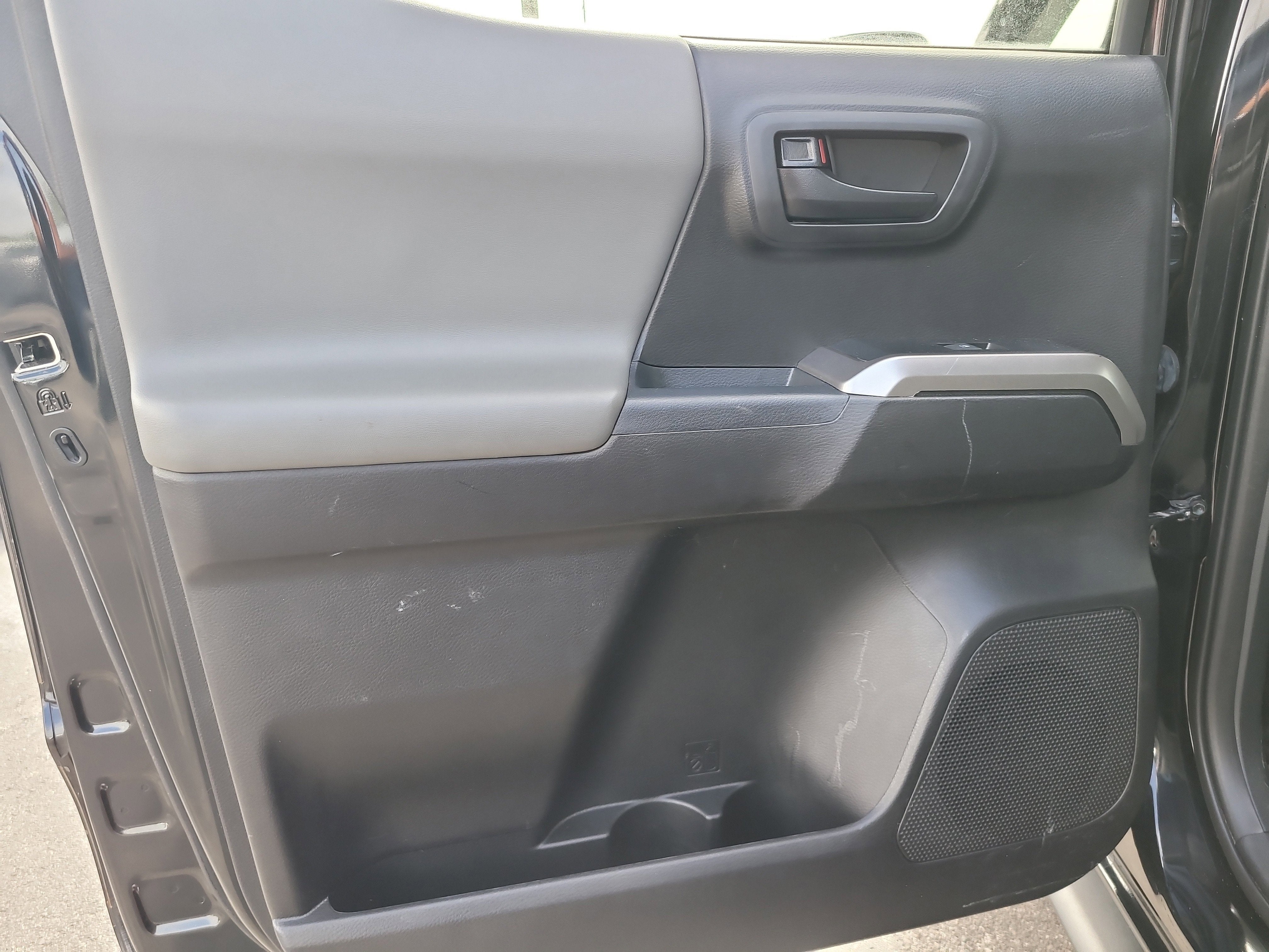 2021 Toyota Tacoma 4WD SR