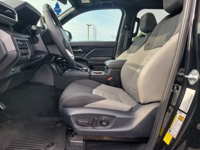 2024 Toyota Tacoma 4WD SR5