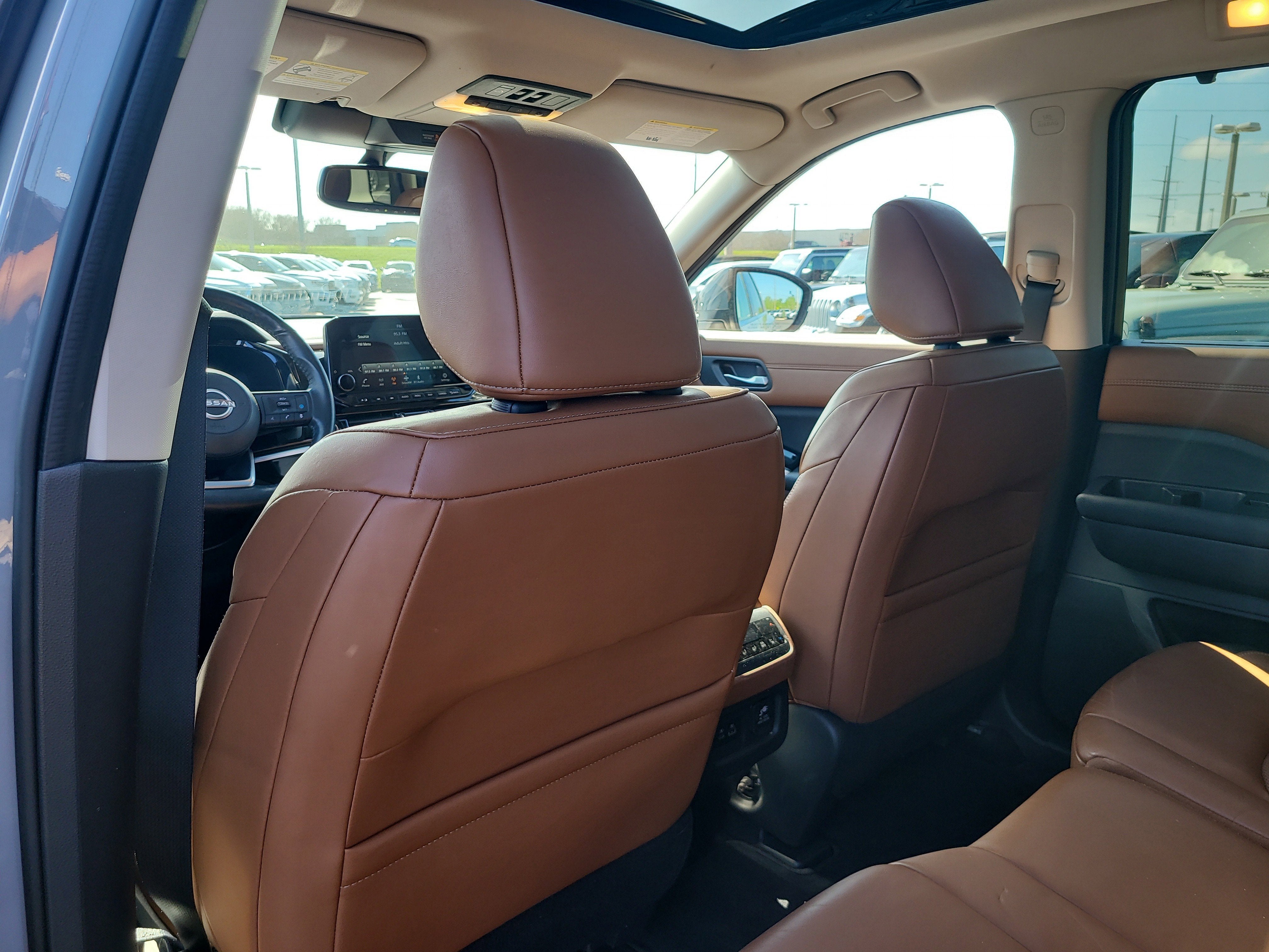 2022 Nissan Pathfinder Platinum