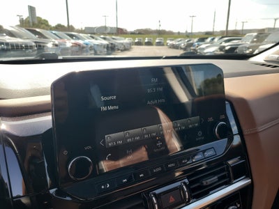 2022 Nissan Pathfinder Platinum