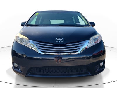 2017 Toyota Sienna XLE