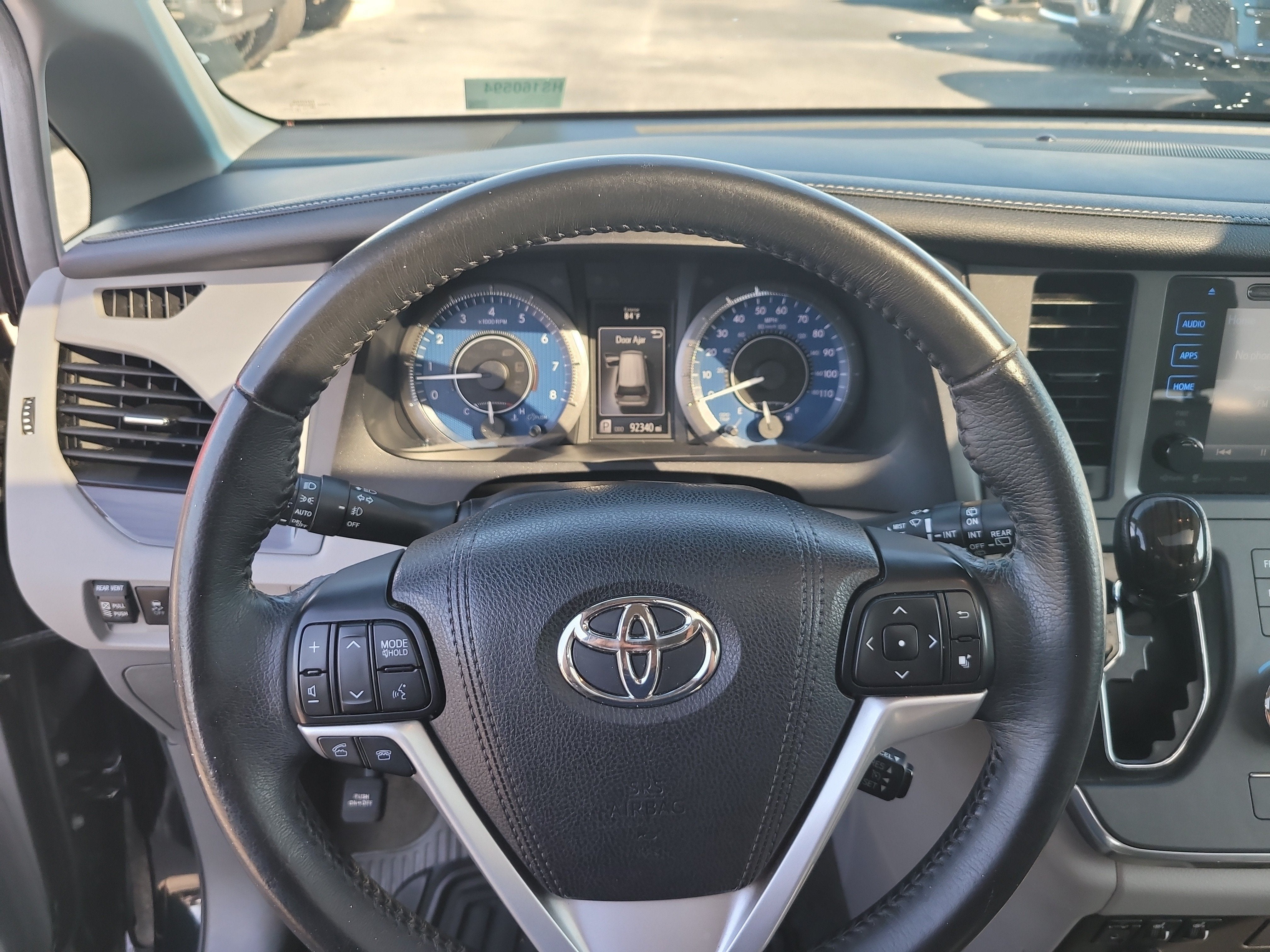 2017 Toyota Sienna XLE
