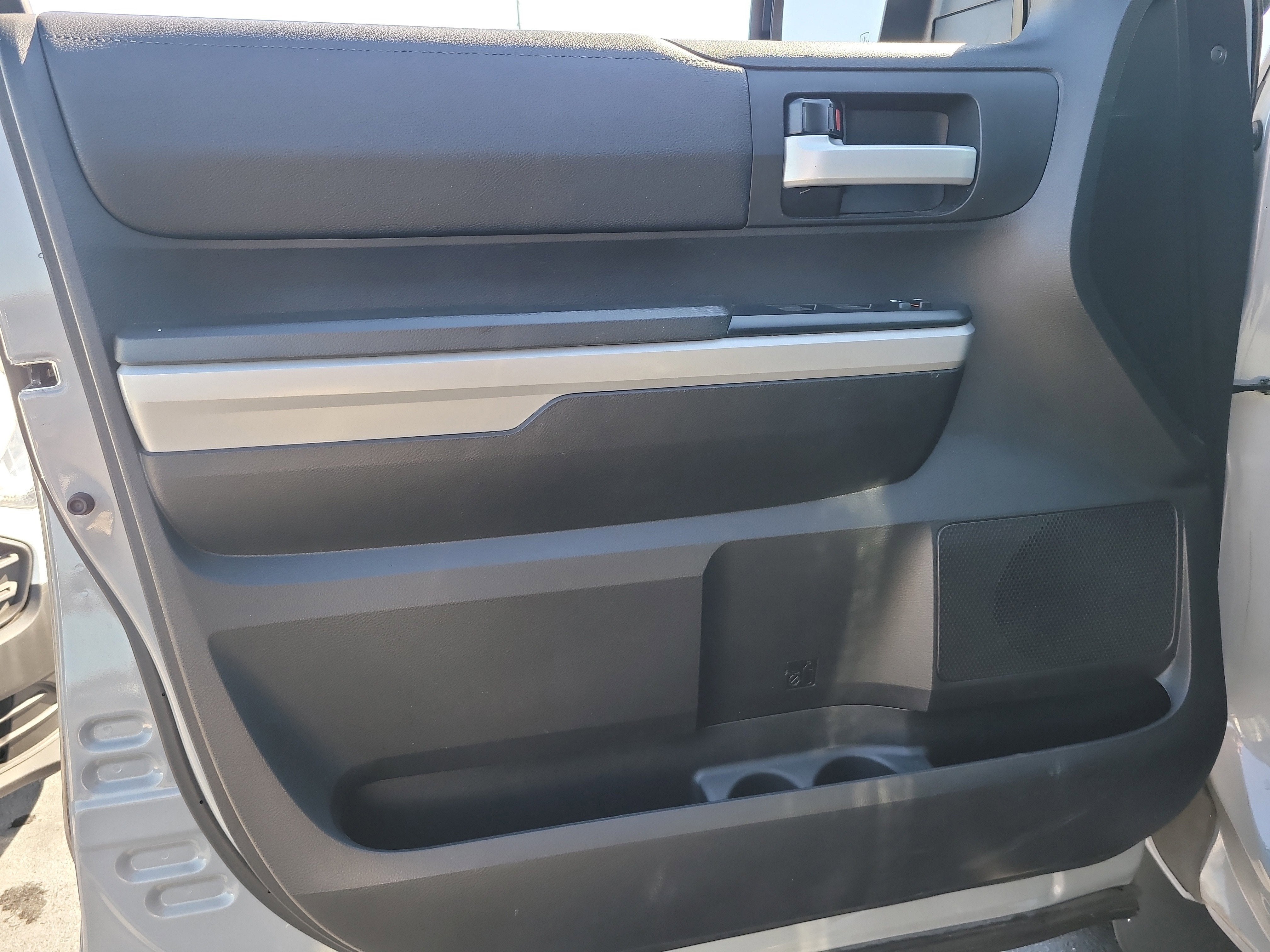 2020 Toyota Tundra 2WD SR5