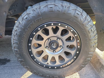 2010 Toyota Tundra 4WD Truck Grade