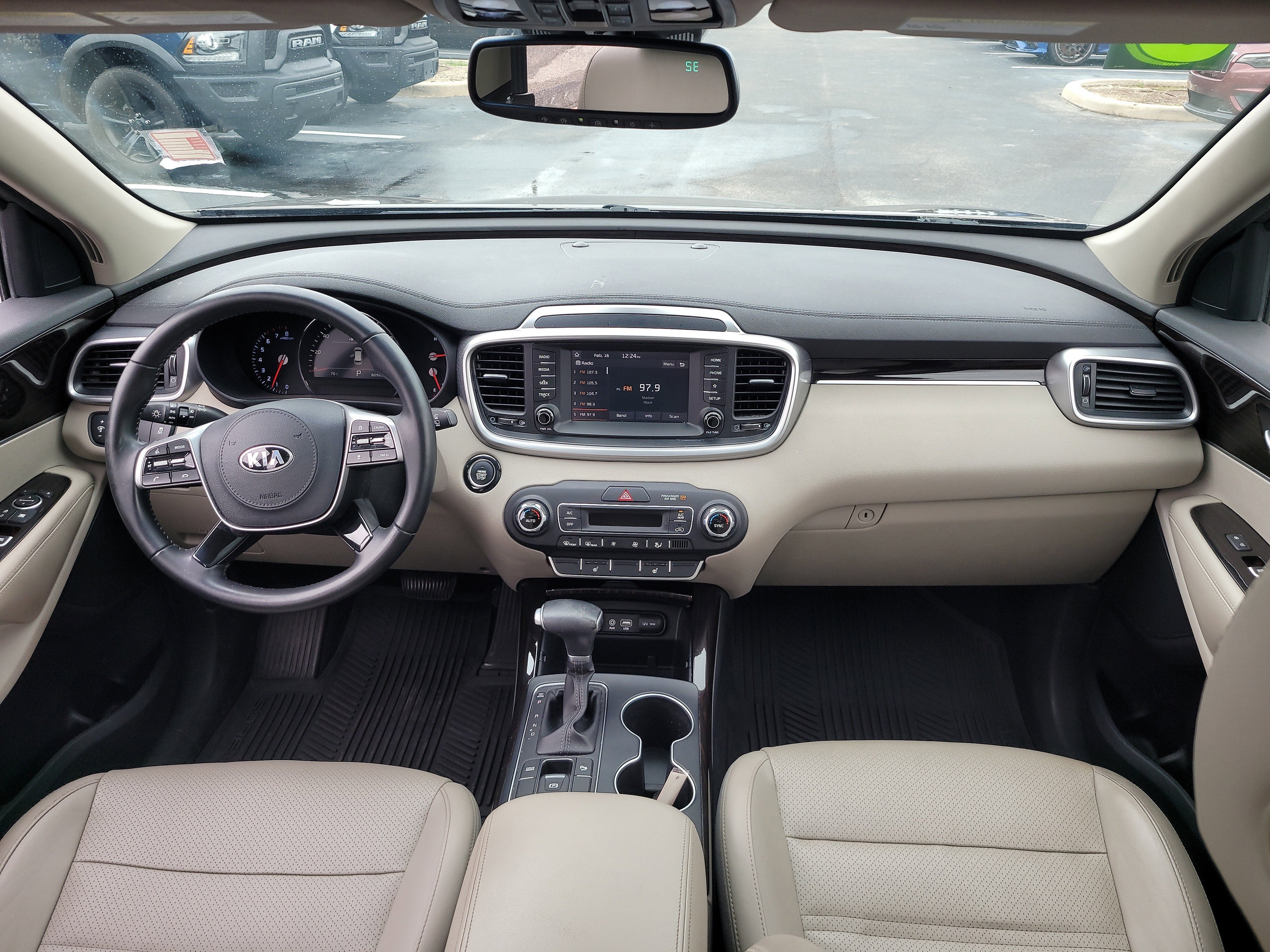 2020 Kia Sorento EX V6