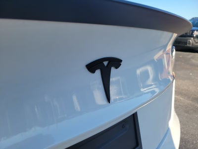 2022 Tesla Model 3 Base