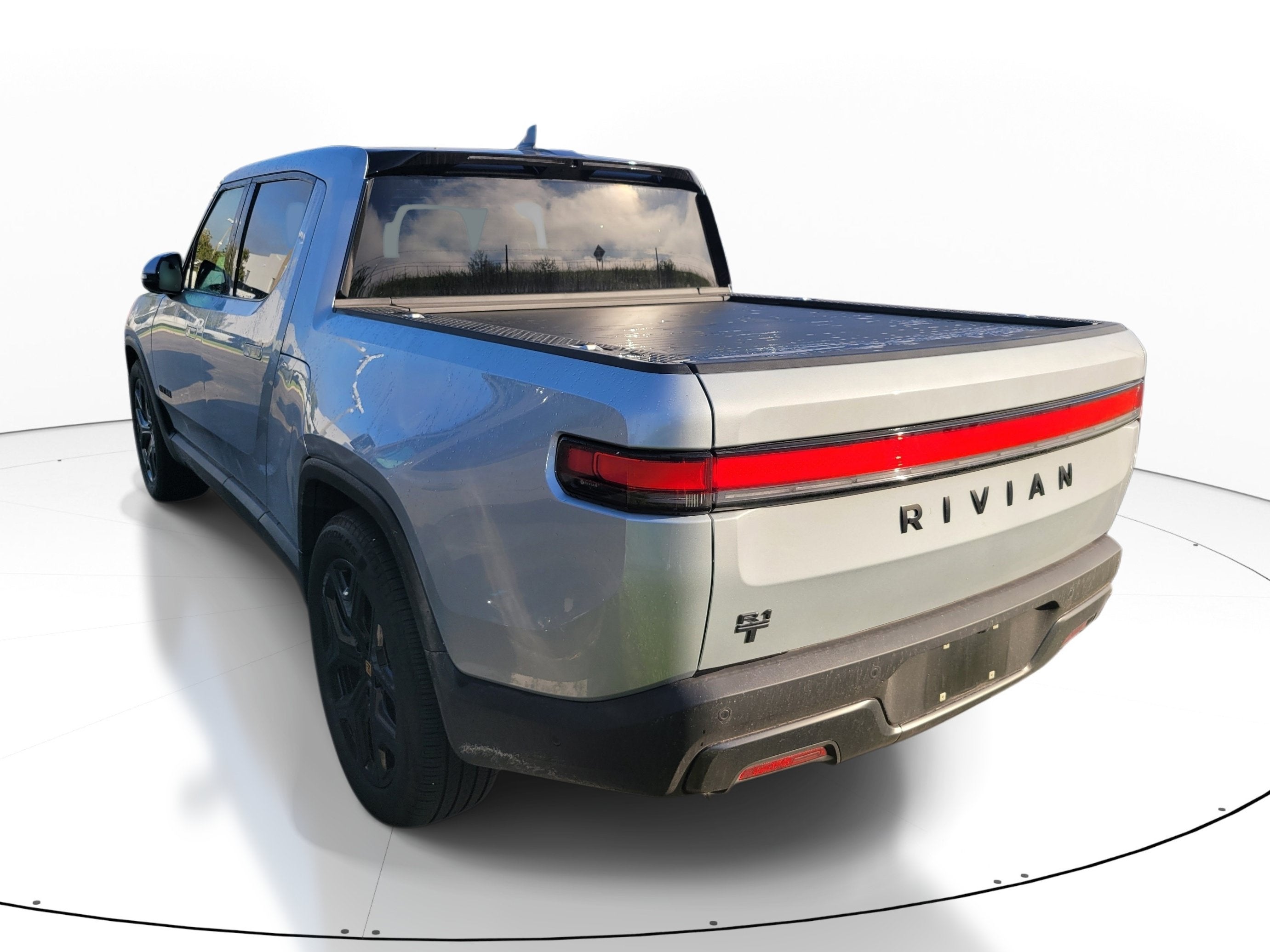 2026 Rivian R1T Dual Motor Large Pack