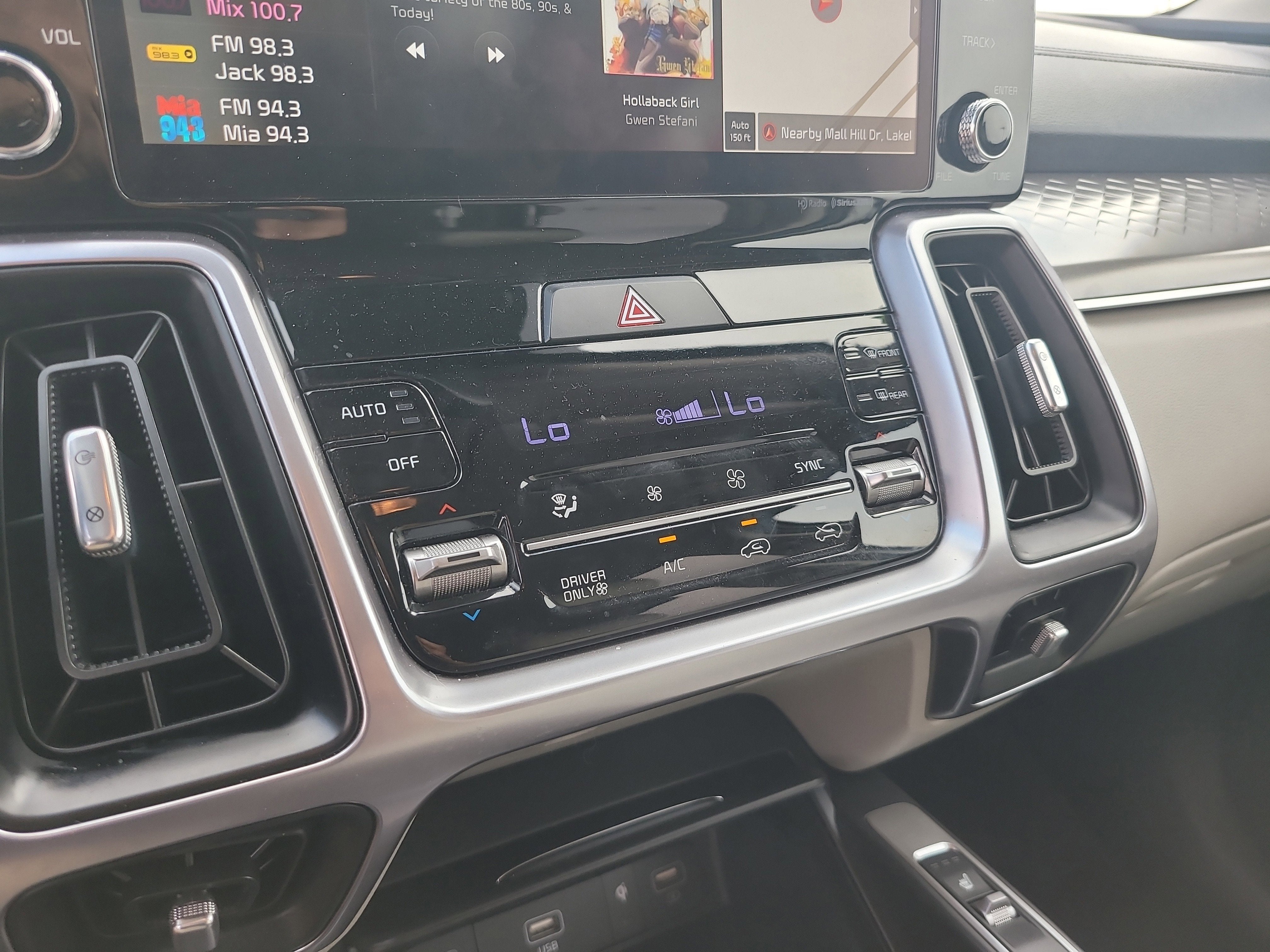 2023 Kia Sorento Hybrid EX