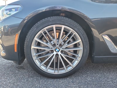 2018 BMW 5 Series 540i