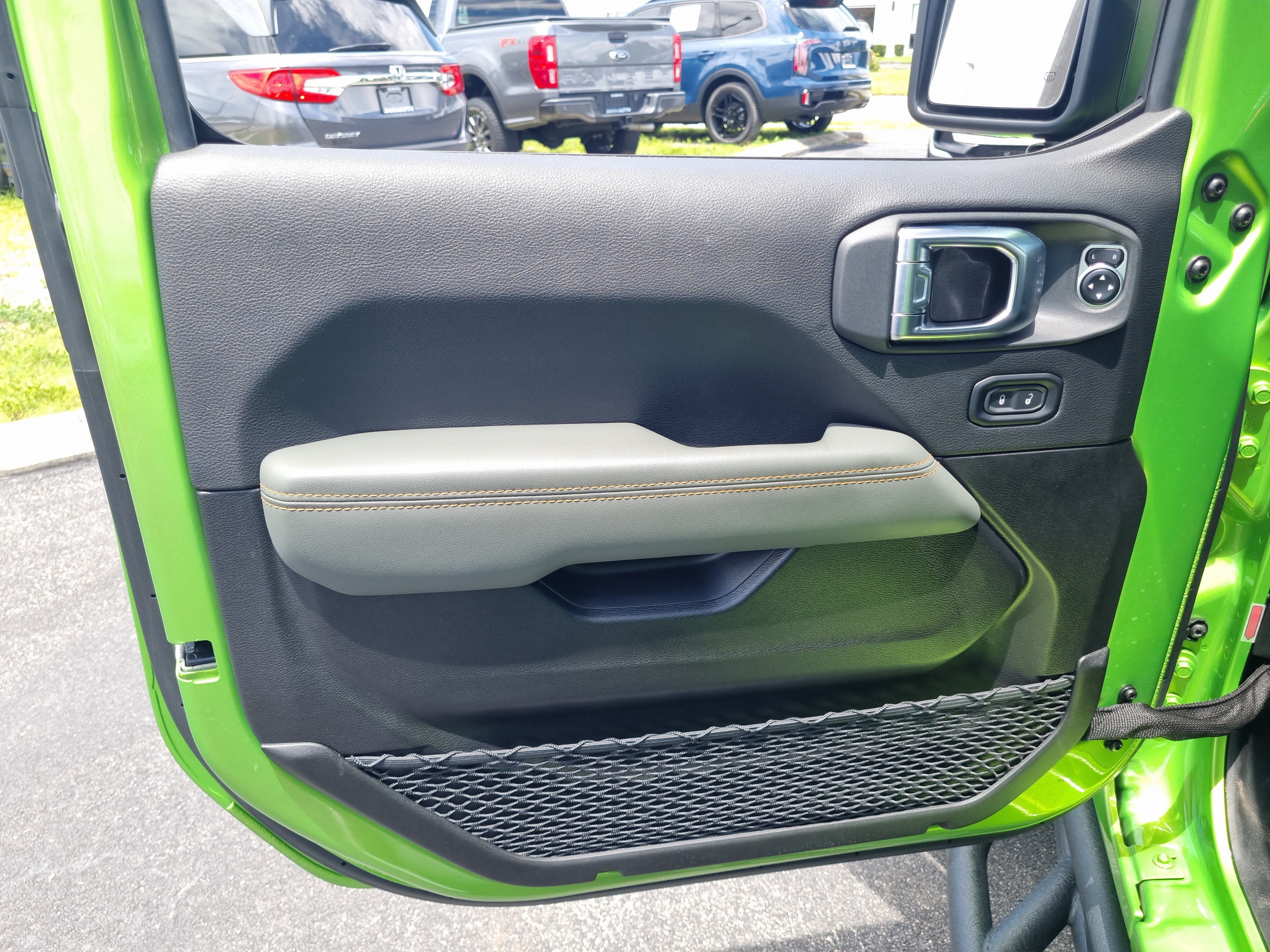2025 Jeep Gladiator Mojave X