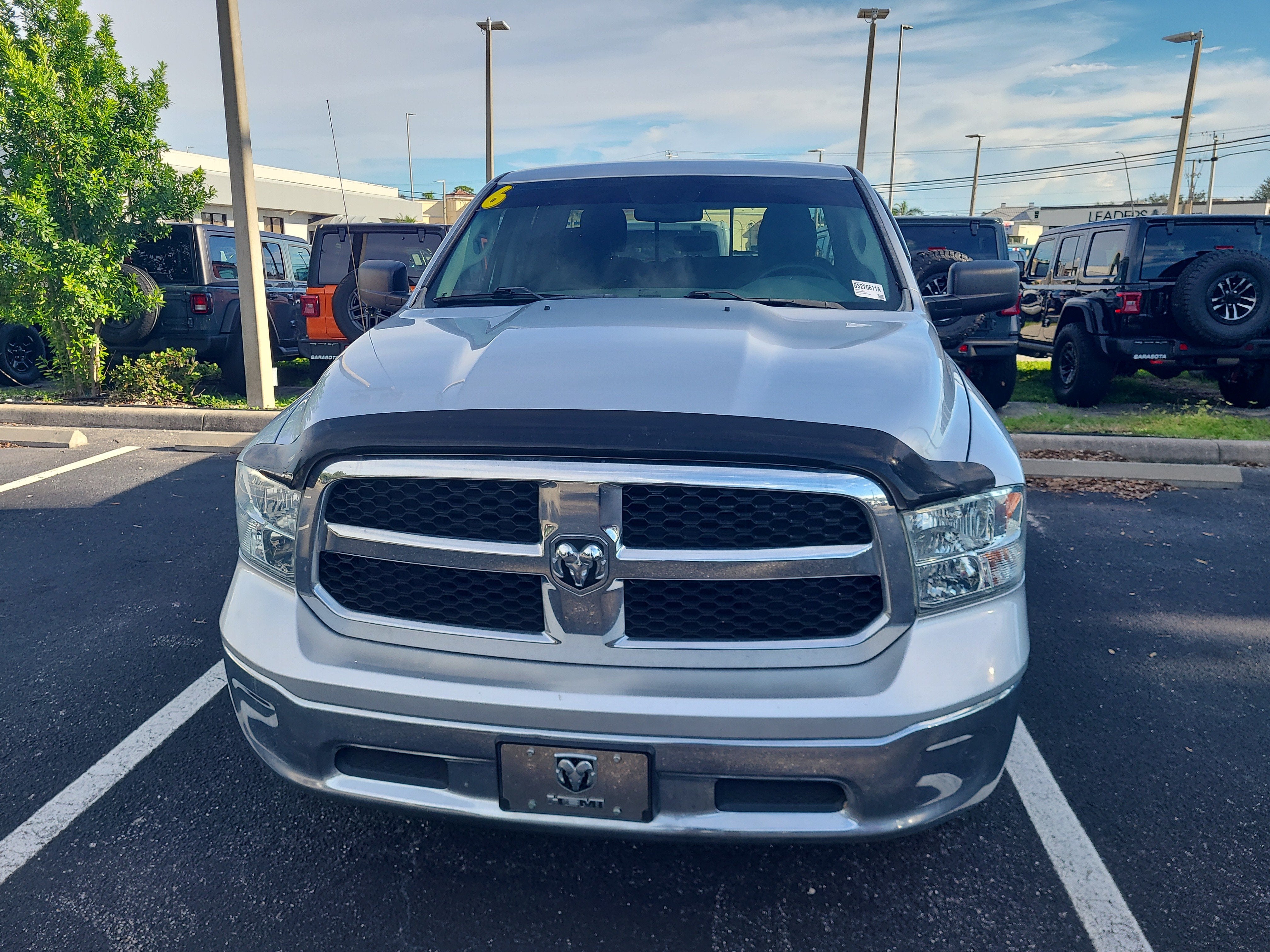 2016 RAM 1500 SLT