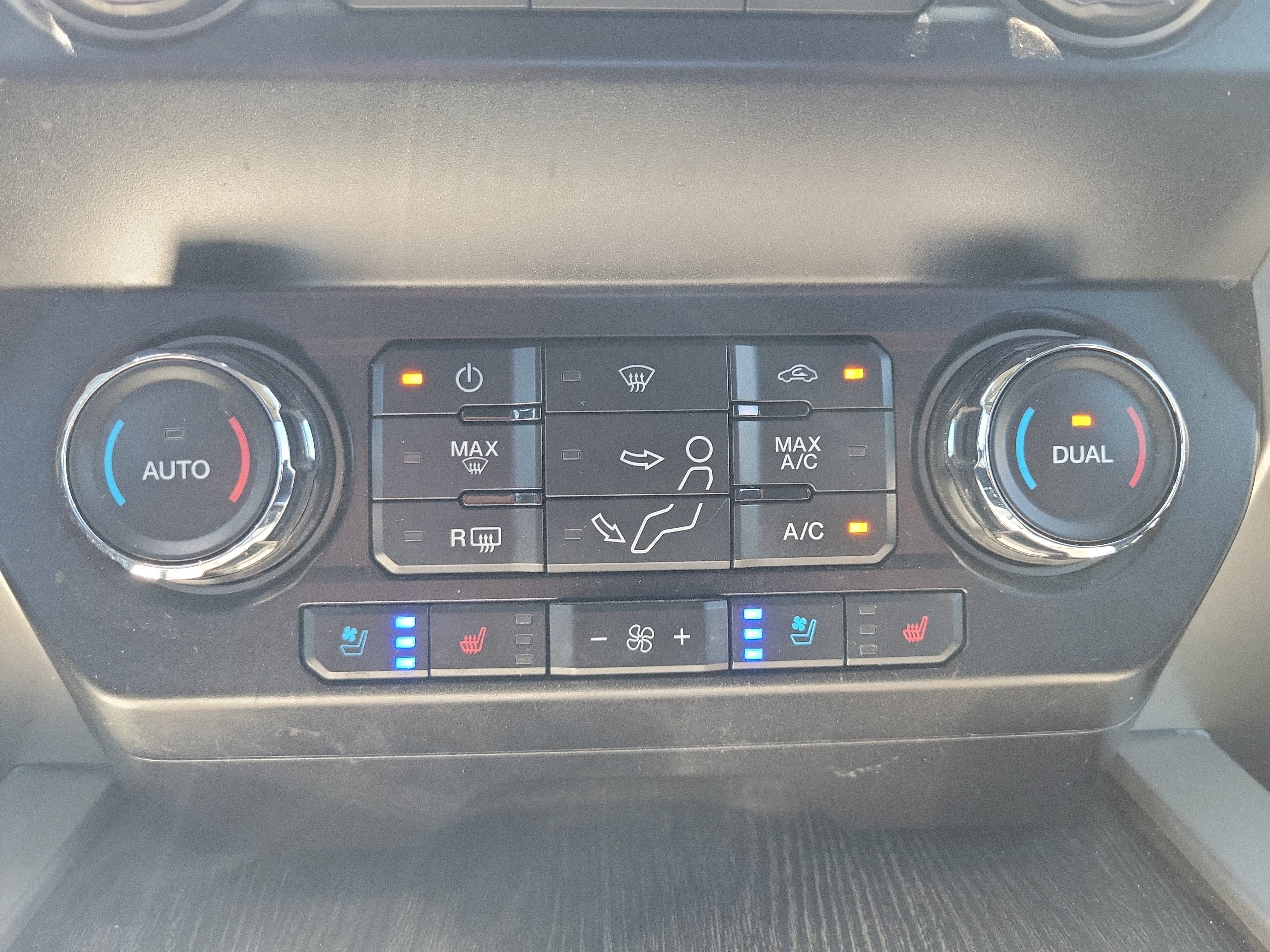 2021 Ford Super Duty F-250 SRW LARIAT