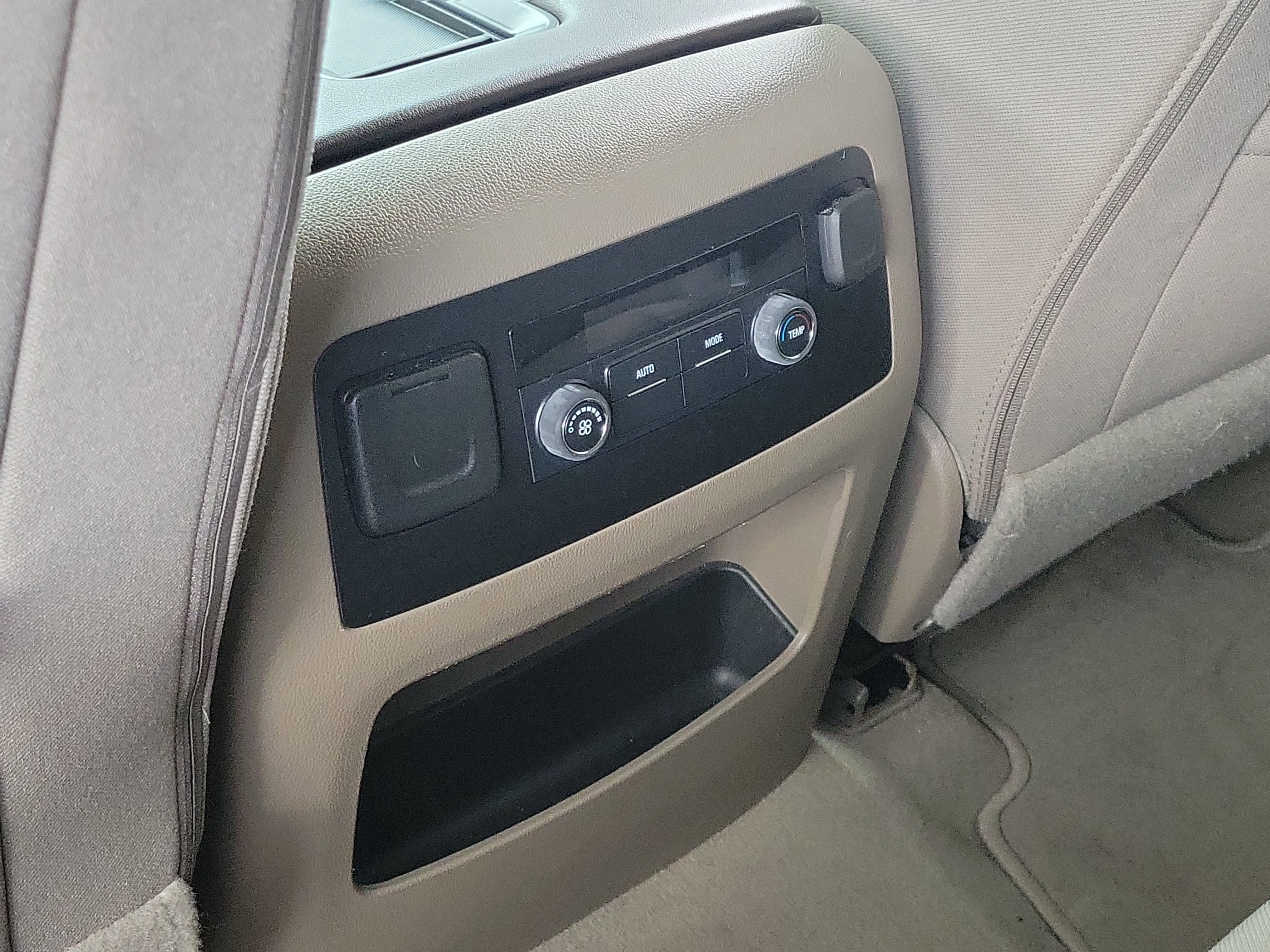 2019 Chevrolet Suburban LS