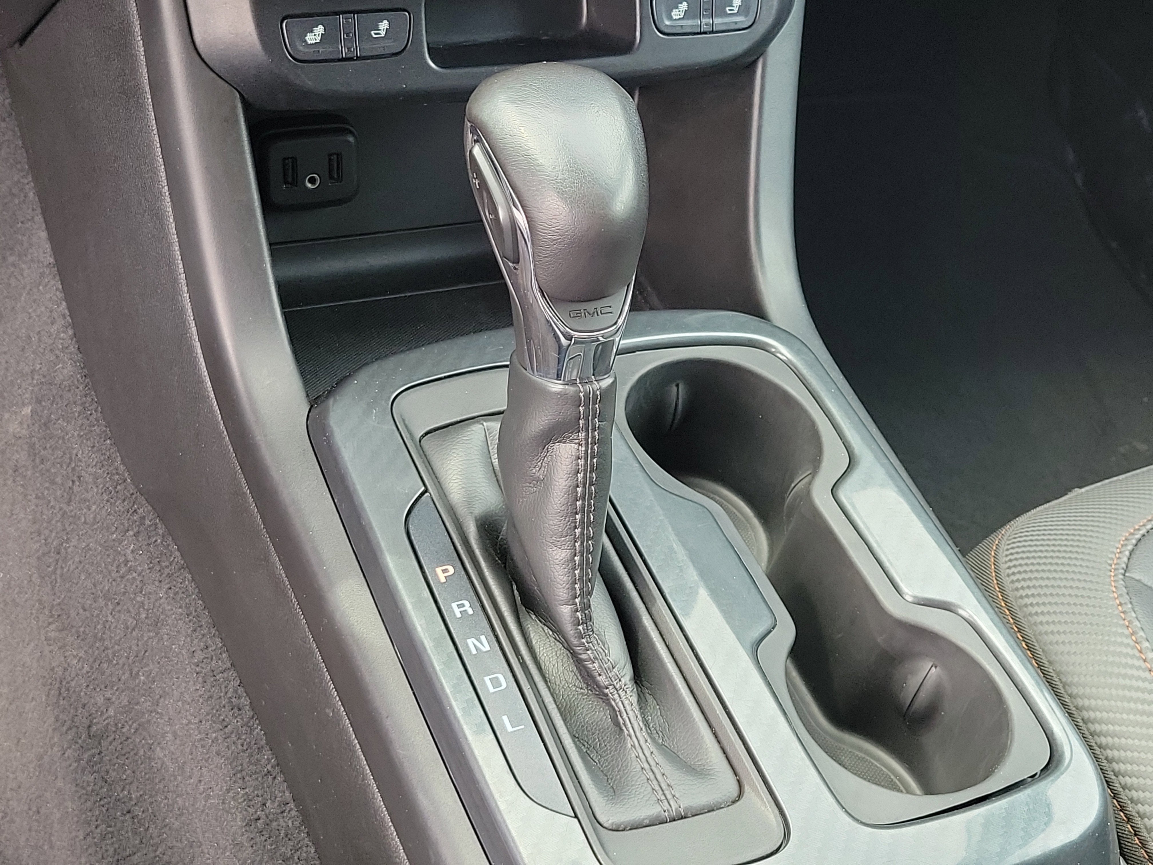 2022 GMC Canyon 4WD AT4 w/Cloth