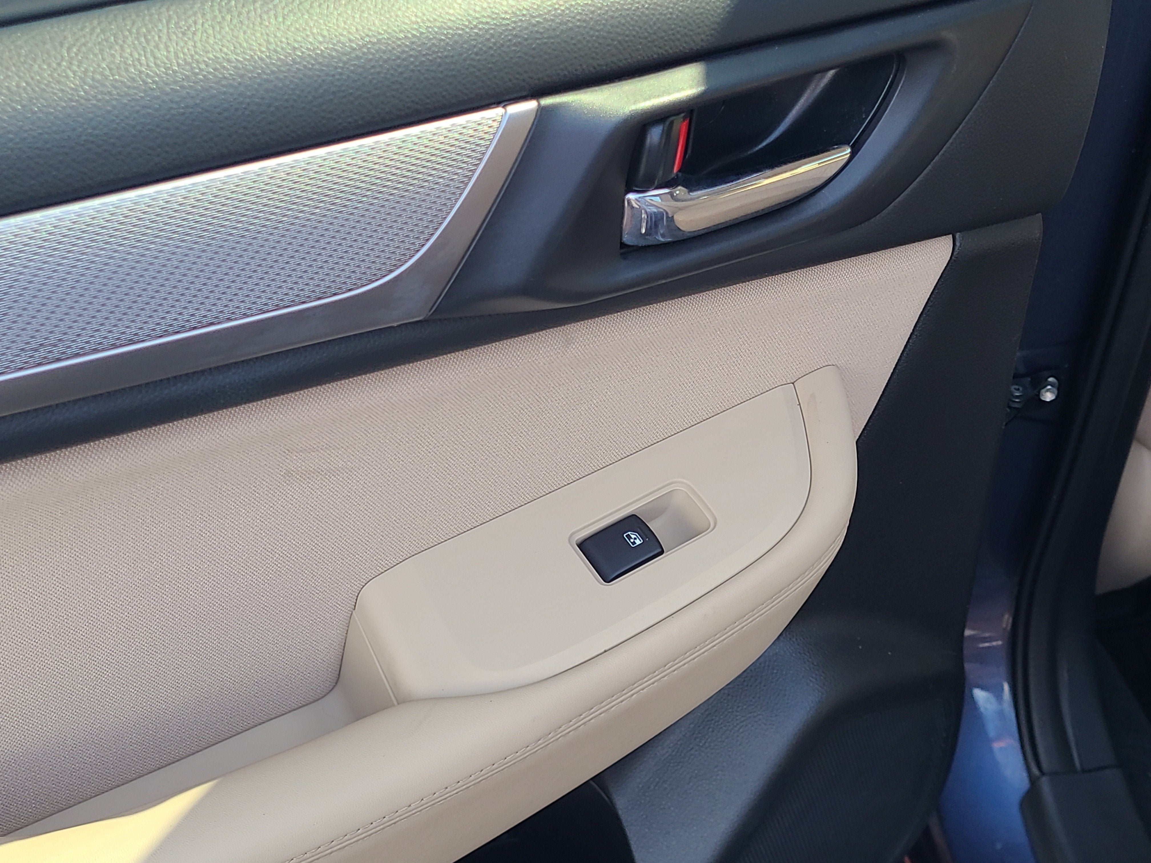 2017 Subaru Outback Premium