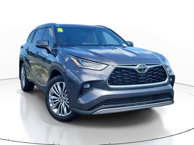 2024 Toyota Highlander LE
