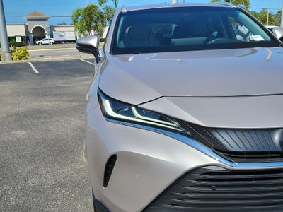 2023 Toyota Venza LE