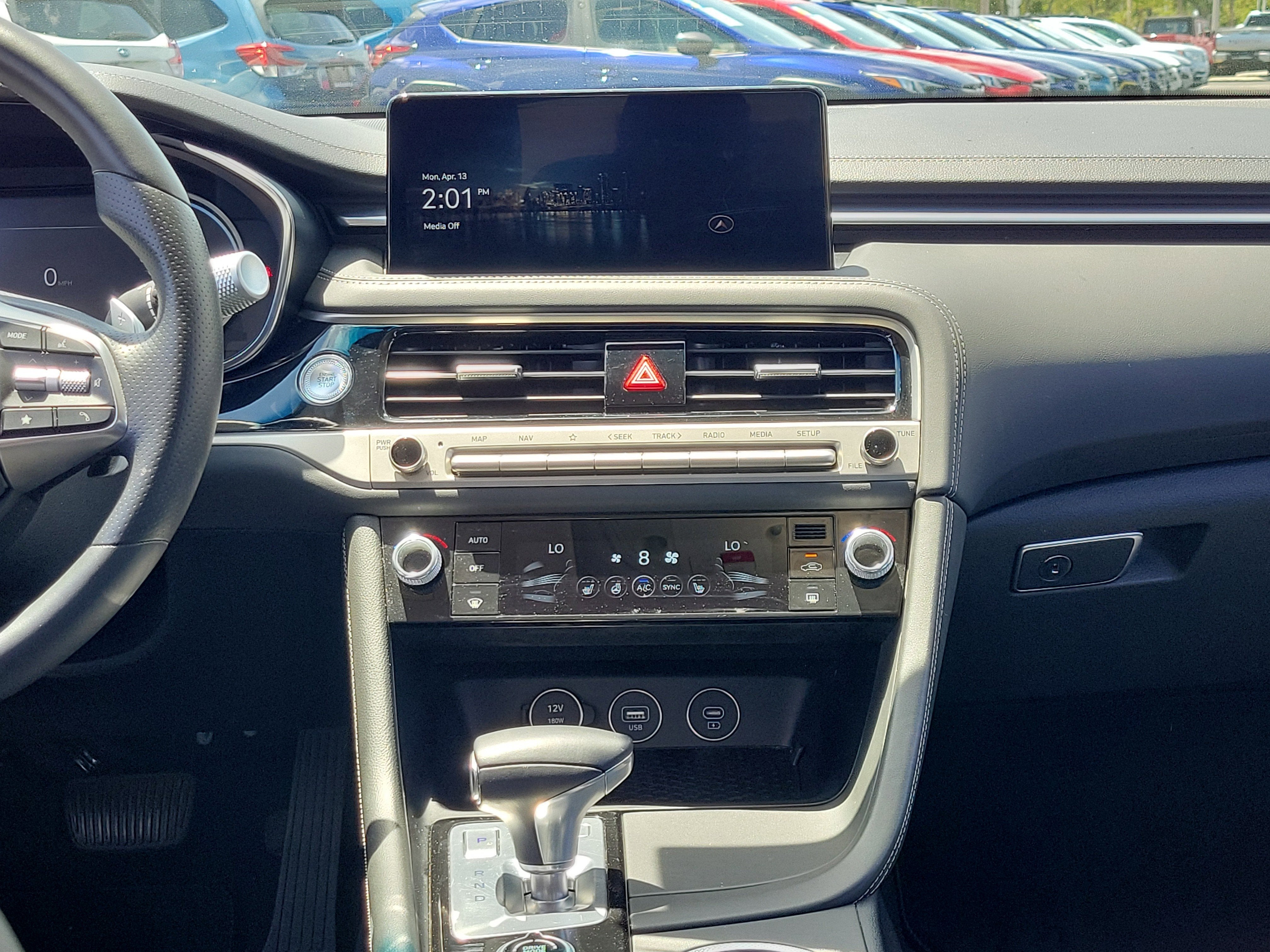 2025 Genesis G70 2.5T