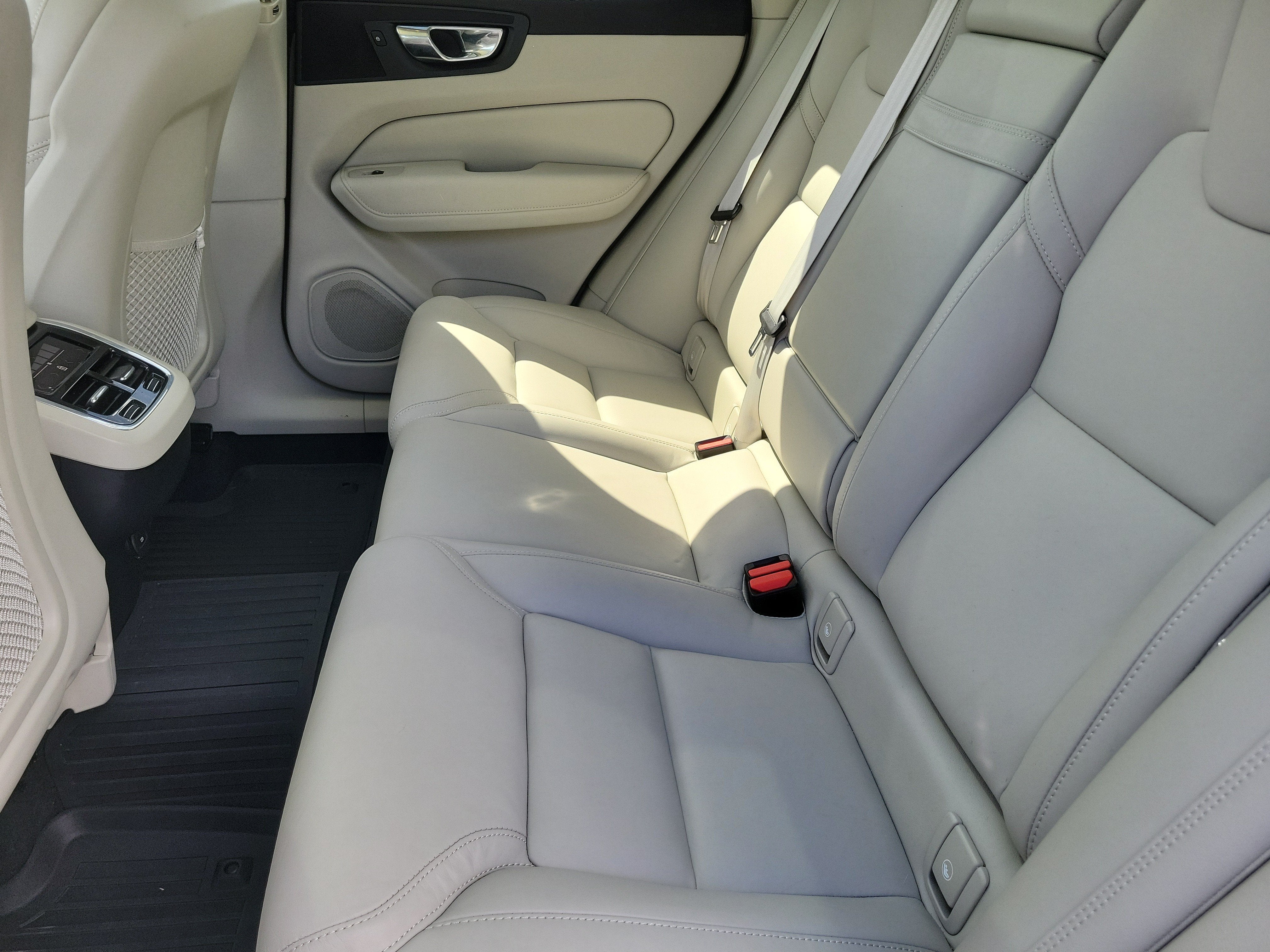 2021 Volvo XC60 Inscription