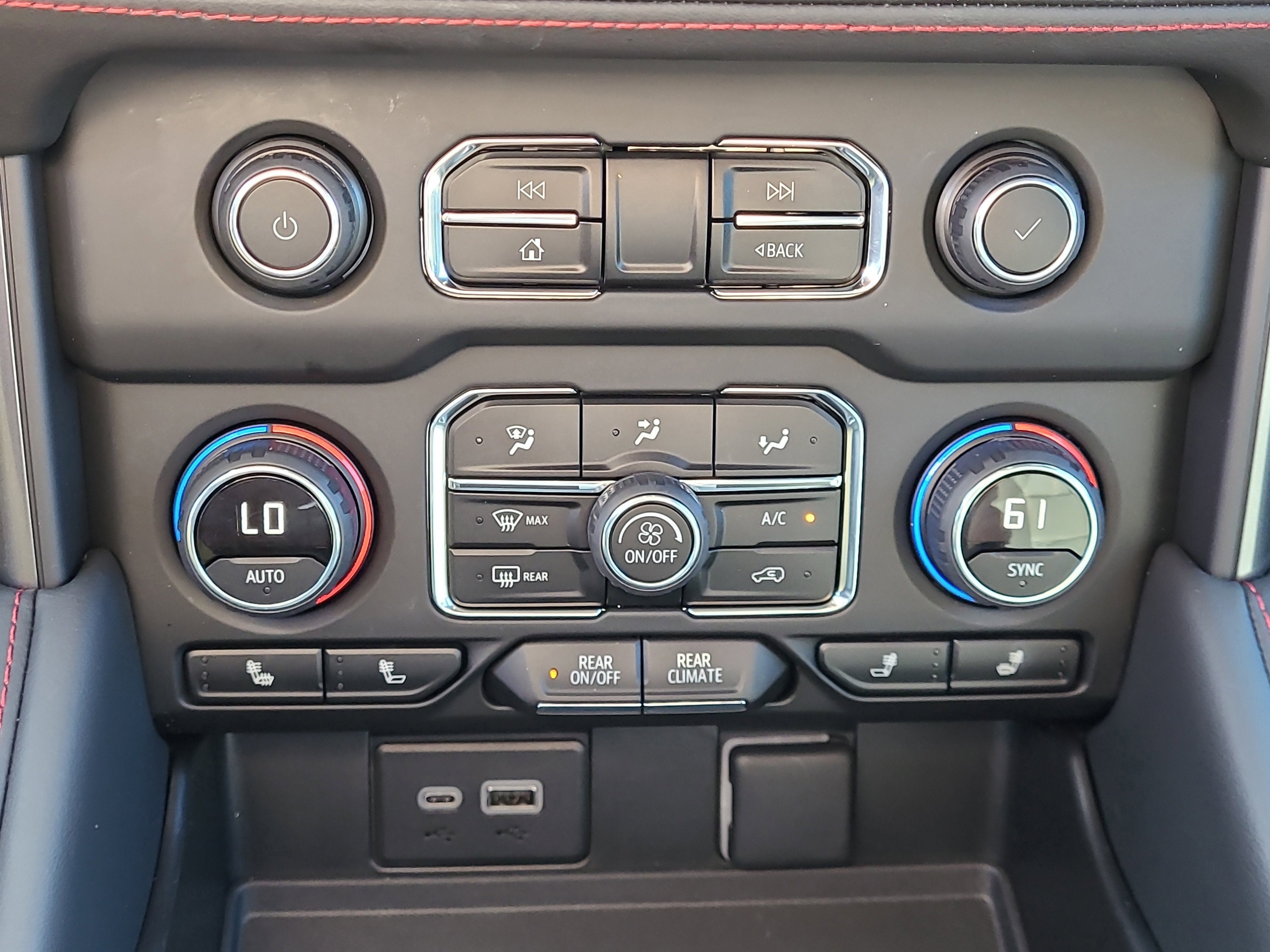 2023 Chevrolet Tahoe RST