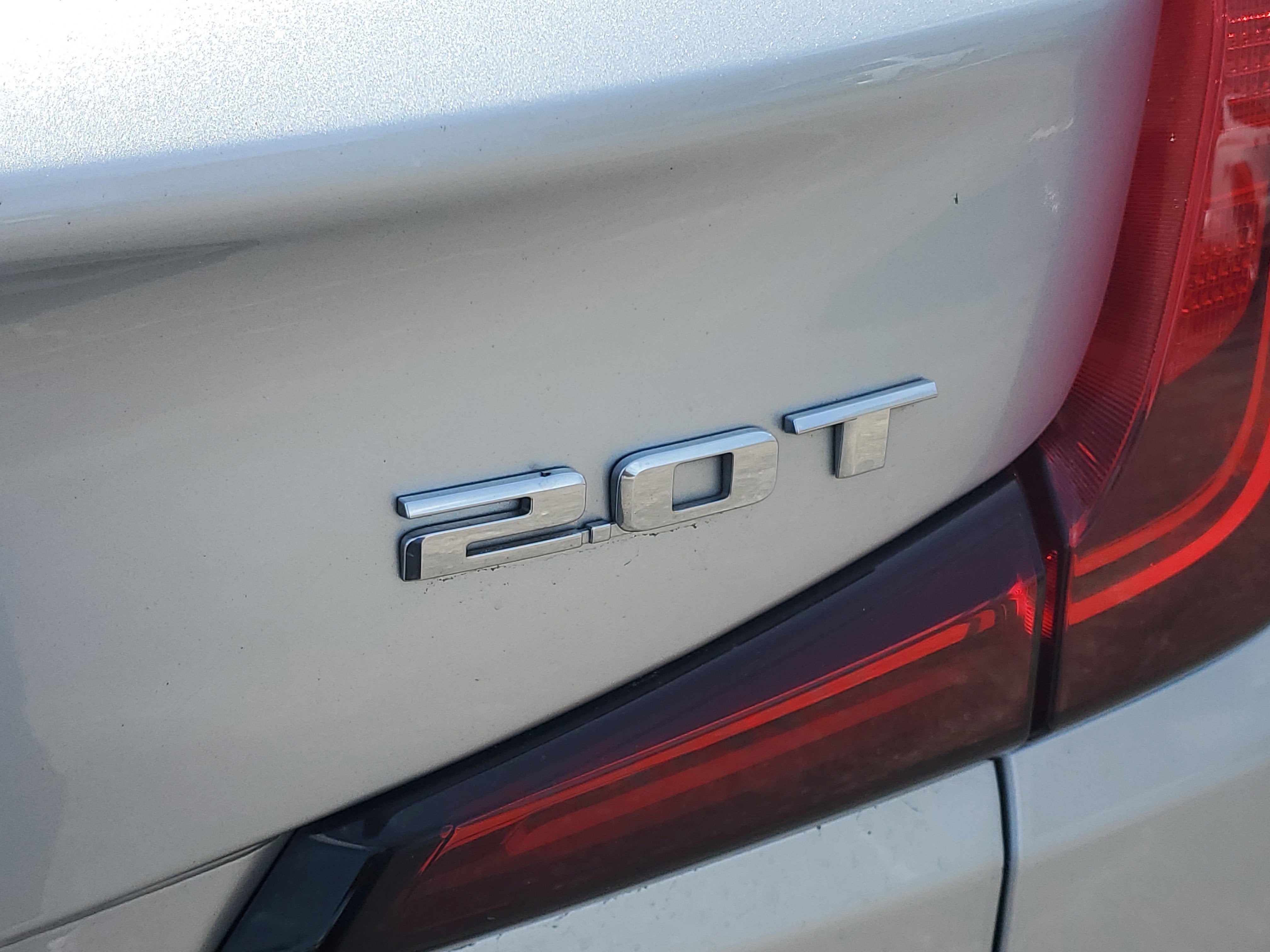 2019 Cadillac XT4 FWD Premium Luxury