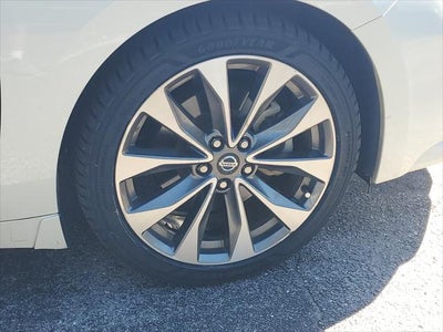 2022 Nissan Maxima Platinum