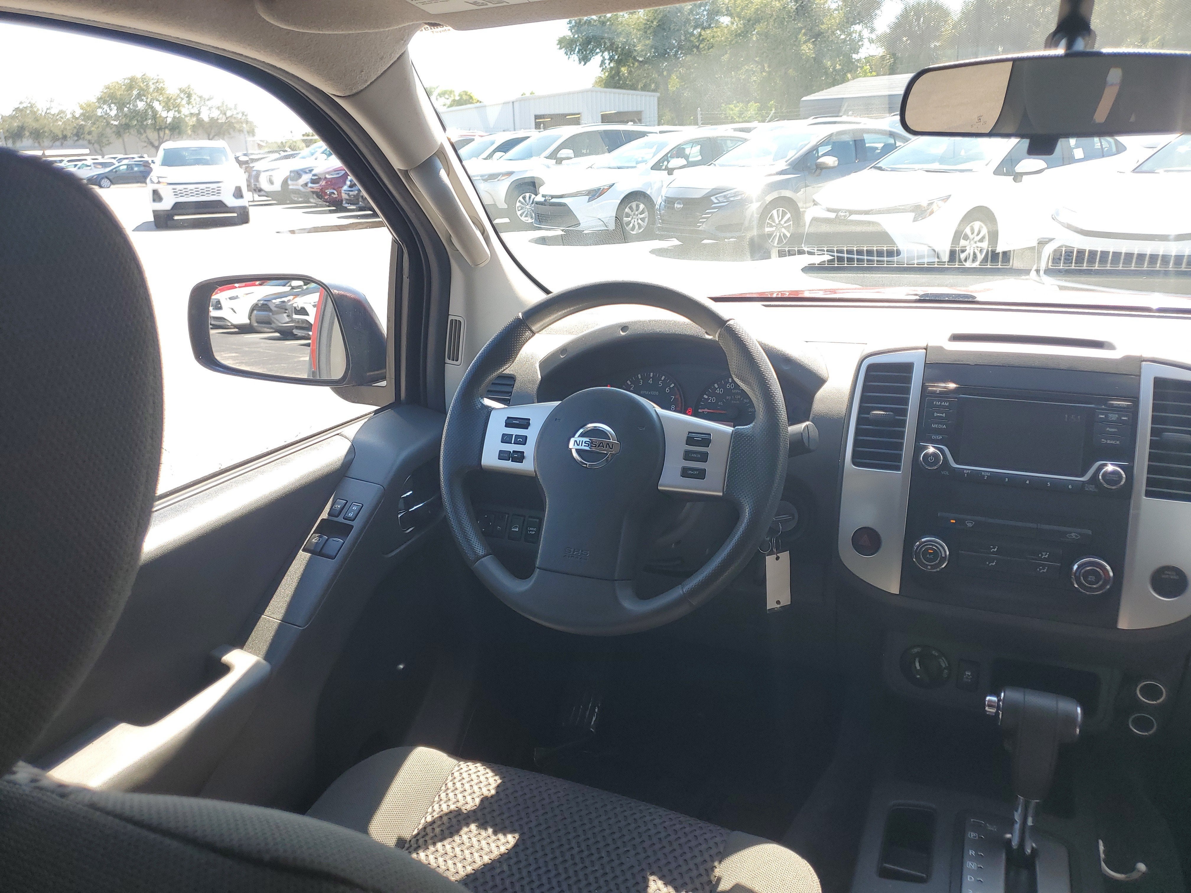 2016 Nissan Frontier SV