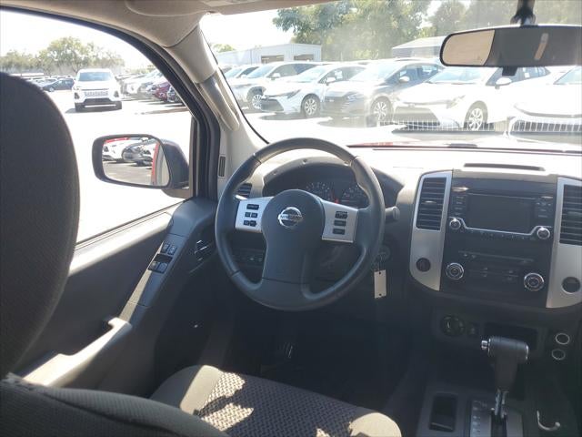 2016 Nissan Frontier SV