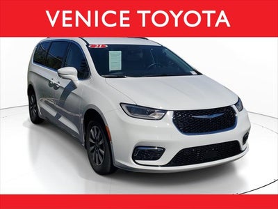2021 Chrysler Pacifica Hybrid Touring L