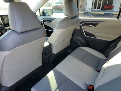 2019 Toyota RAV4 XLE Premium