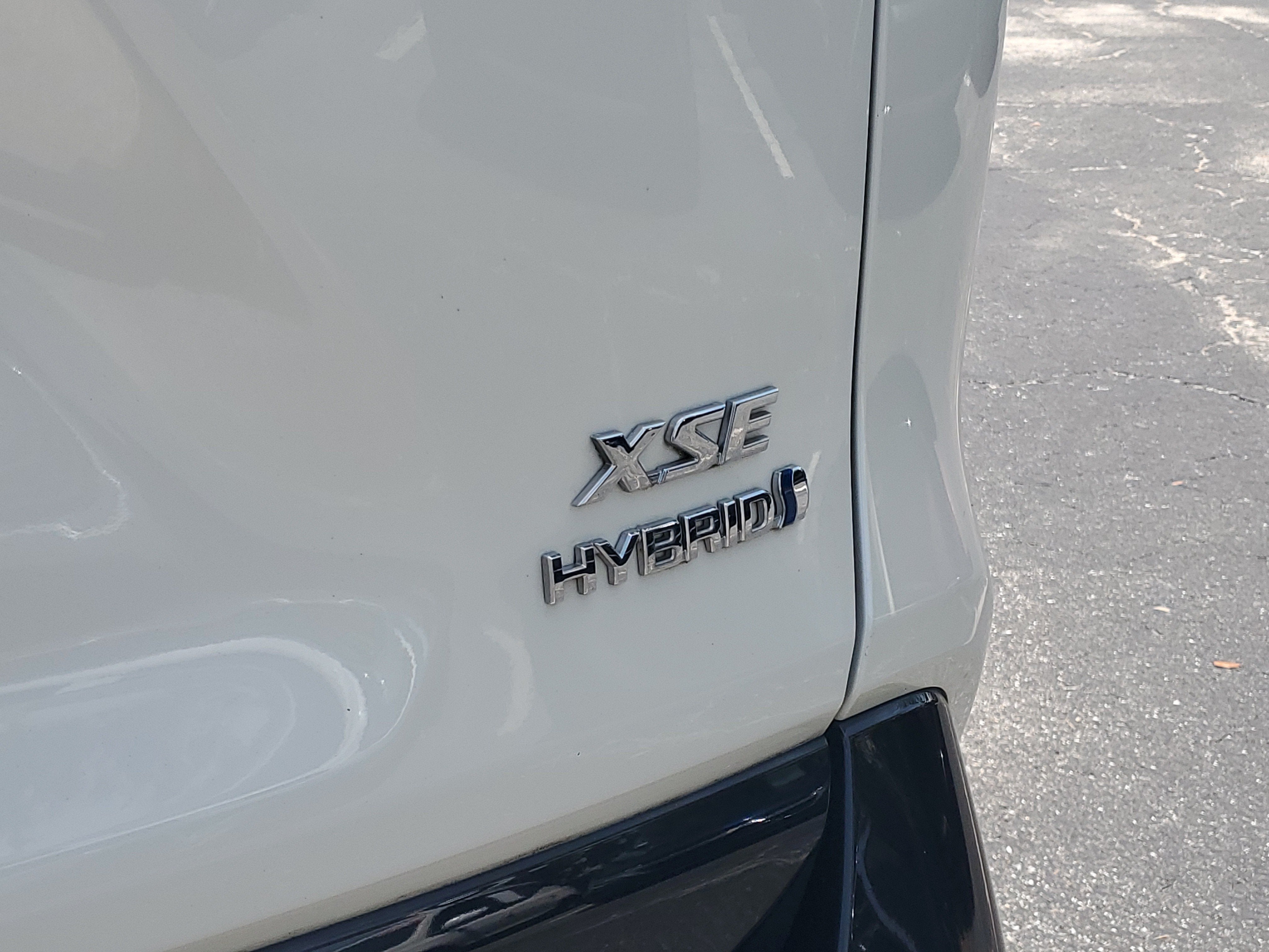 2022 Toyota RAV4 Hybrid XSE