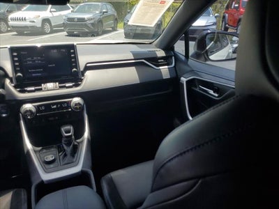 2022 Toyota RAV4 Hybrid XSE